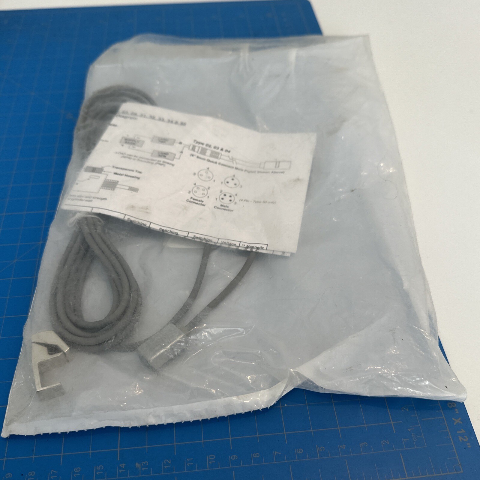 CANFIELD CONNECTOR 810-100-002 5-120VAC/DC New