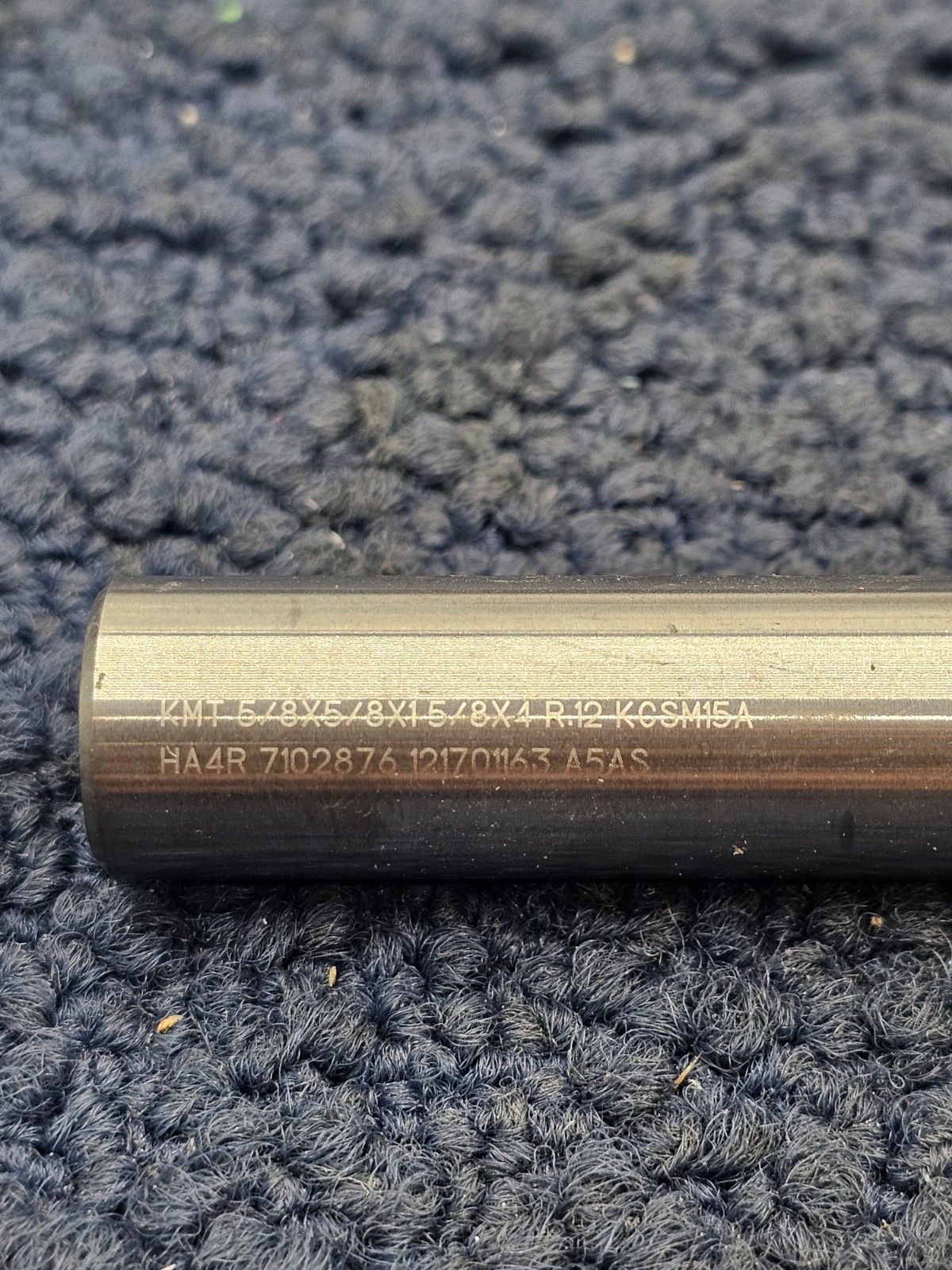 Kennametal KCSM15A: Harvi HA4R 7102876 121701163 A5AS End Mill 8FL 5/8 x 5/8 x 1