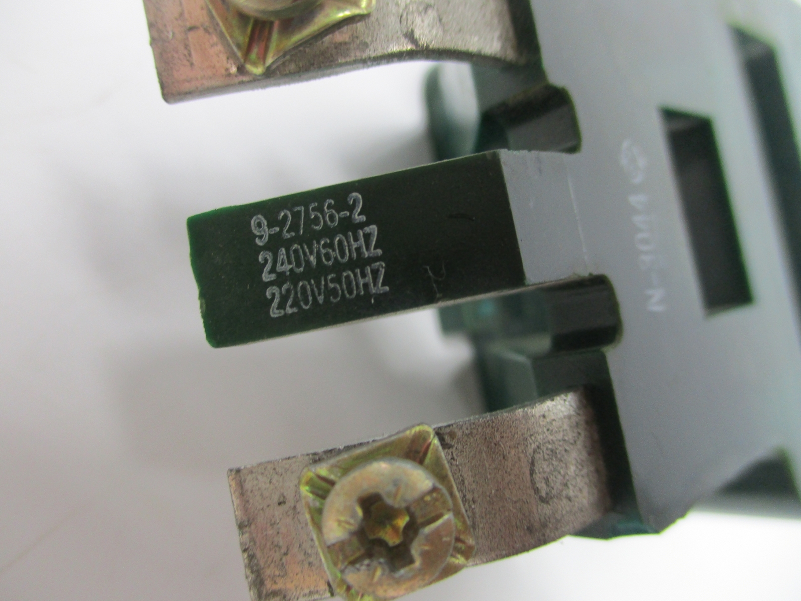 EATON 9-2756-2 COIL 220-240V NSNP
