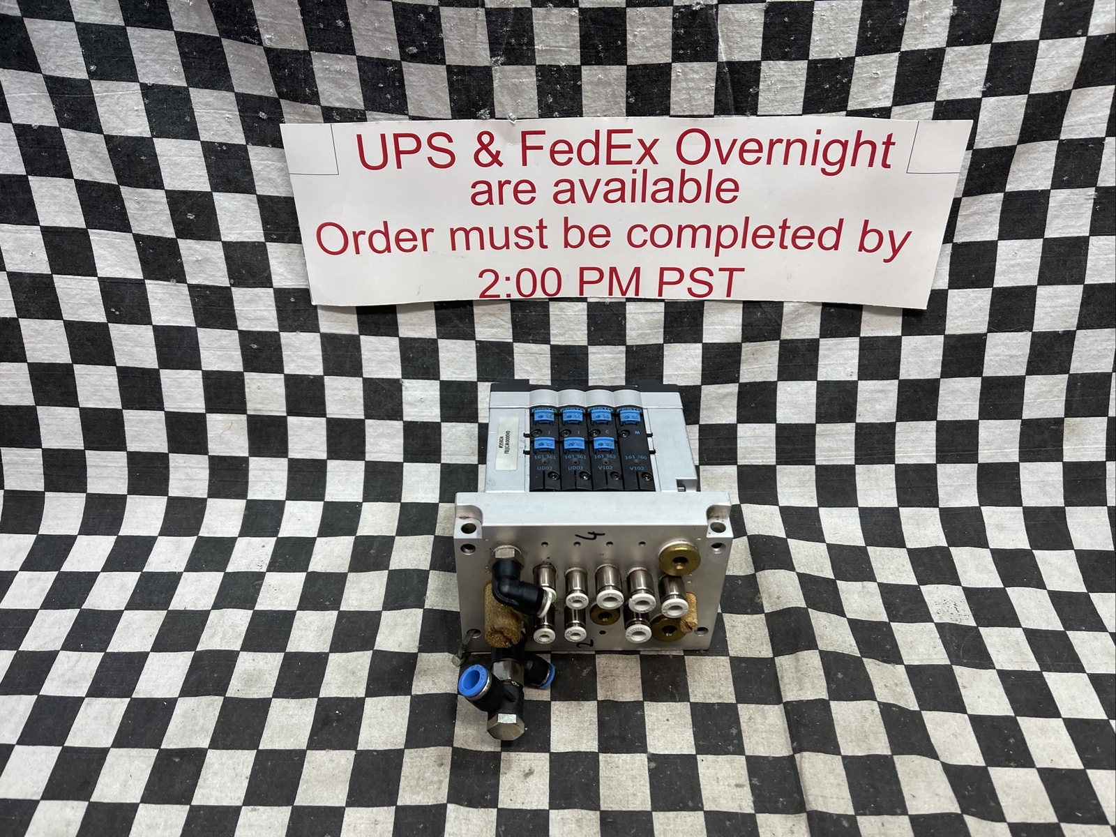 FESTO CPV14-GE-FB-4 CPV-14-VI CPV14-VI-P4-1/8-B 18261 161362 18261 161361