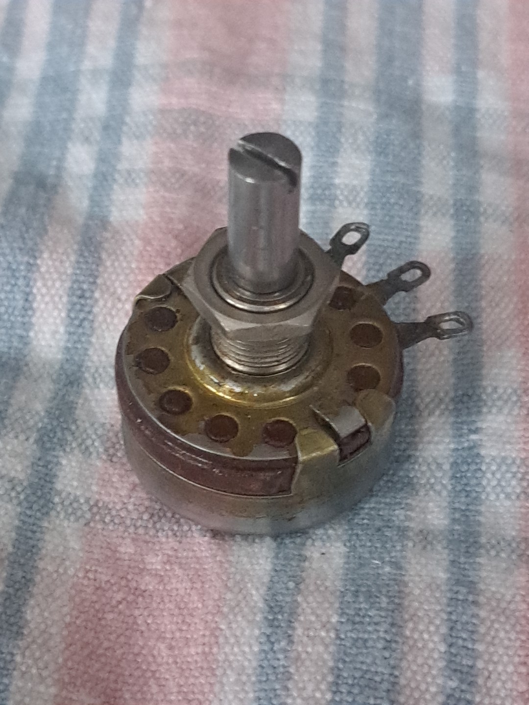 Allen Bradley AB Potentiometer Type J 100 Ohm Variable Resistor JAIN200P101UA