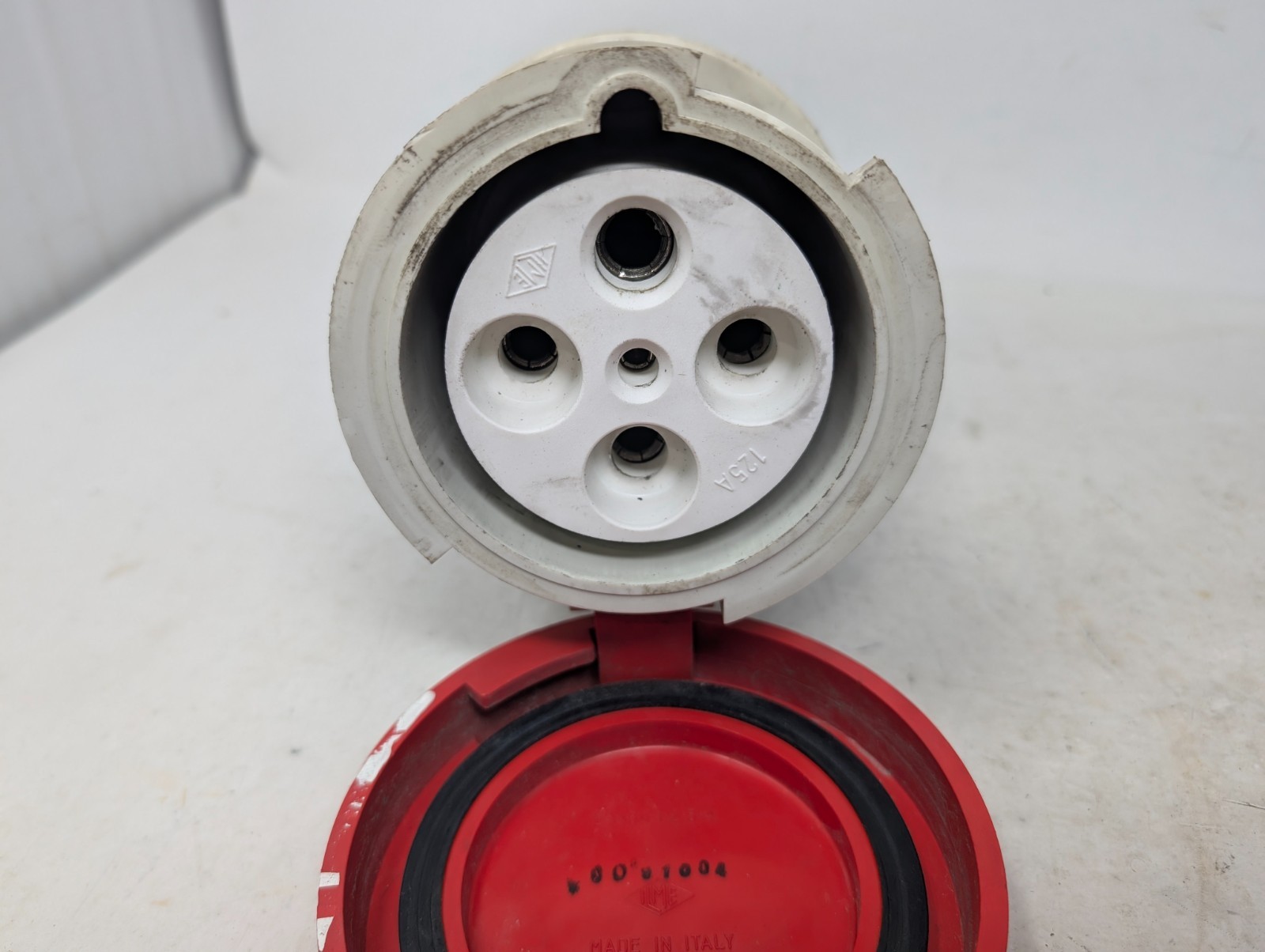 IME 125A 3P+E IEC Connector Plug IP67 380/415V Industrial (211)