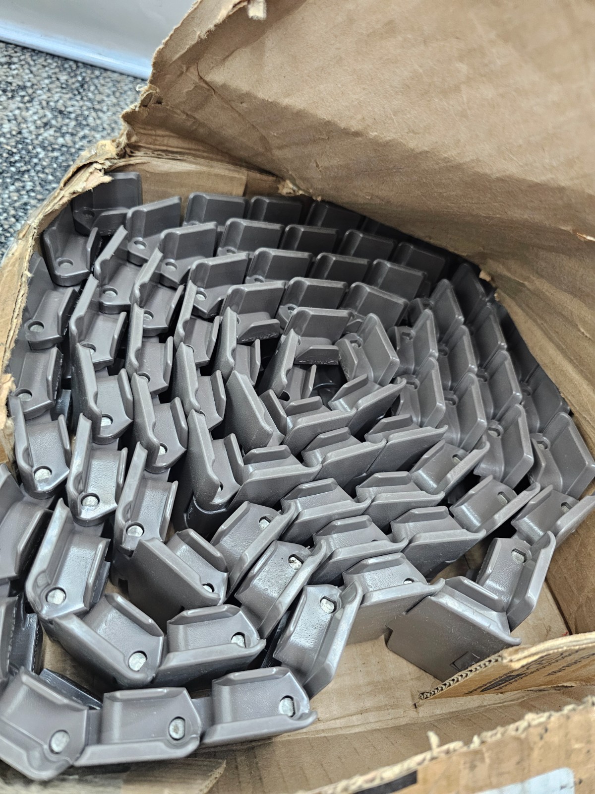 REXNORD 10144644: HP879TAB 3.25 Inch Wide TableTop® Chain 10ft, 1.5″ Pitch