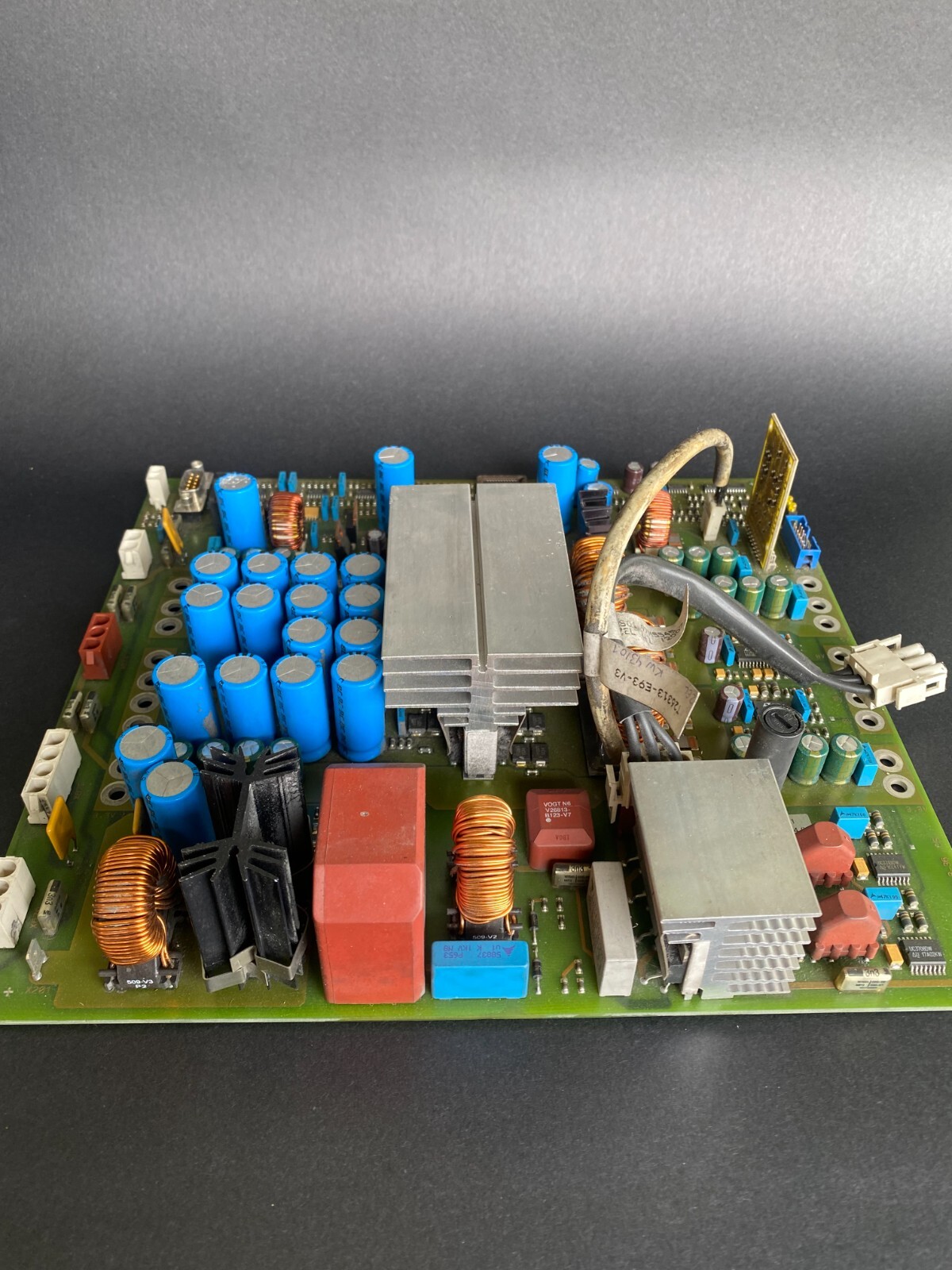 Siemens BOARD S26313-D170-V2 GS1 SVBCM ZZ/PD C108