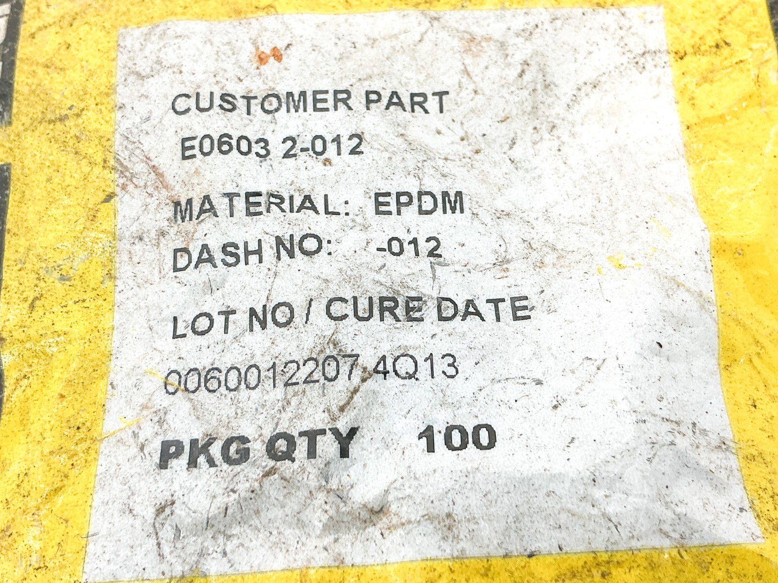 New Lot of 200 Parker E0603 2-110 O-Rings EPDM