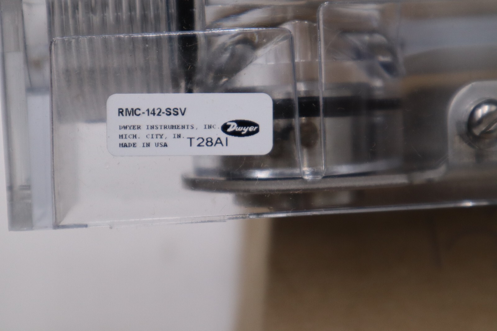 NEW DWYER RMC-142-SSV RATE-MASTER RMC 0.2-2.2 GPM FLOW METER STOCK H1182