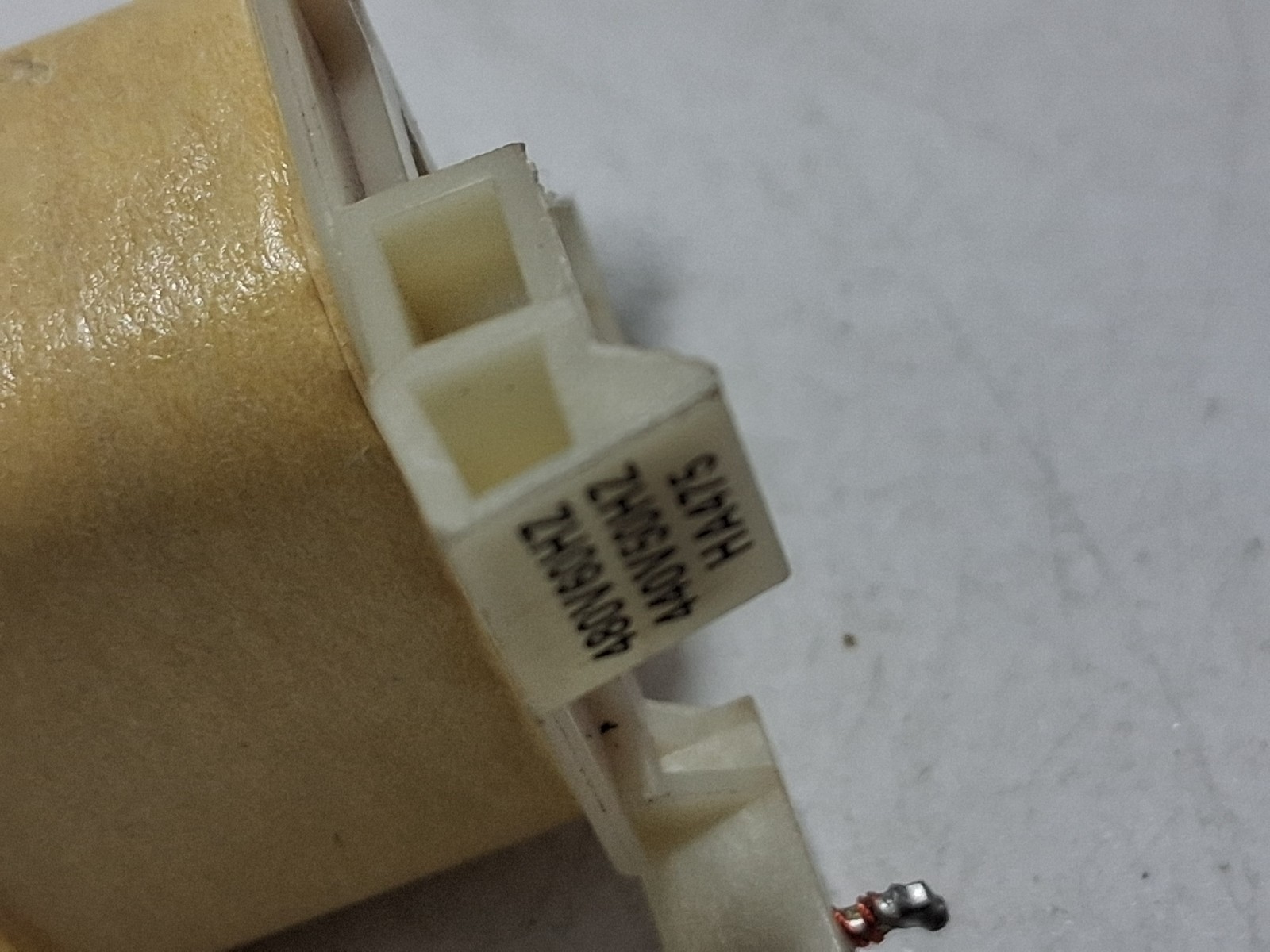 ALLEN BRADLEY HA475 COIL 480V/60HZ 440V/50HZ (LOT OF 2) NNB