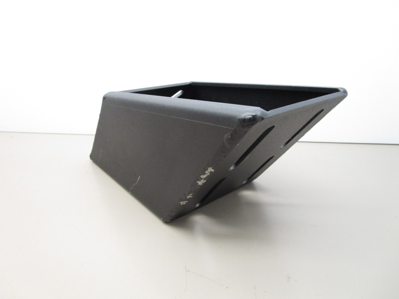 Gamber-Johnson DS-STEP Offset Universal Mounting Step