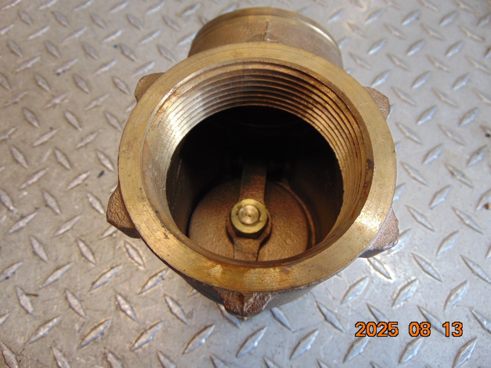 JENKINS SWING CHECK VALVE 2-1/2″ FIG. 4962 600WOG THREADED