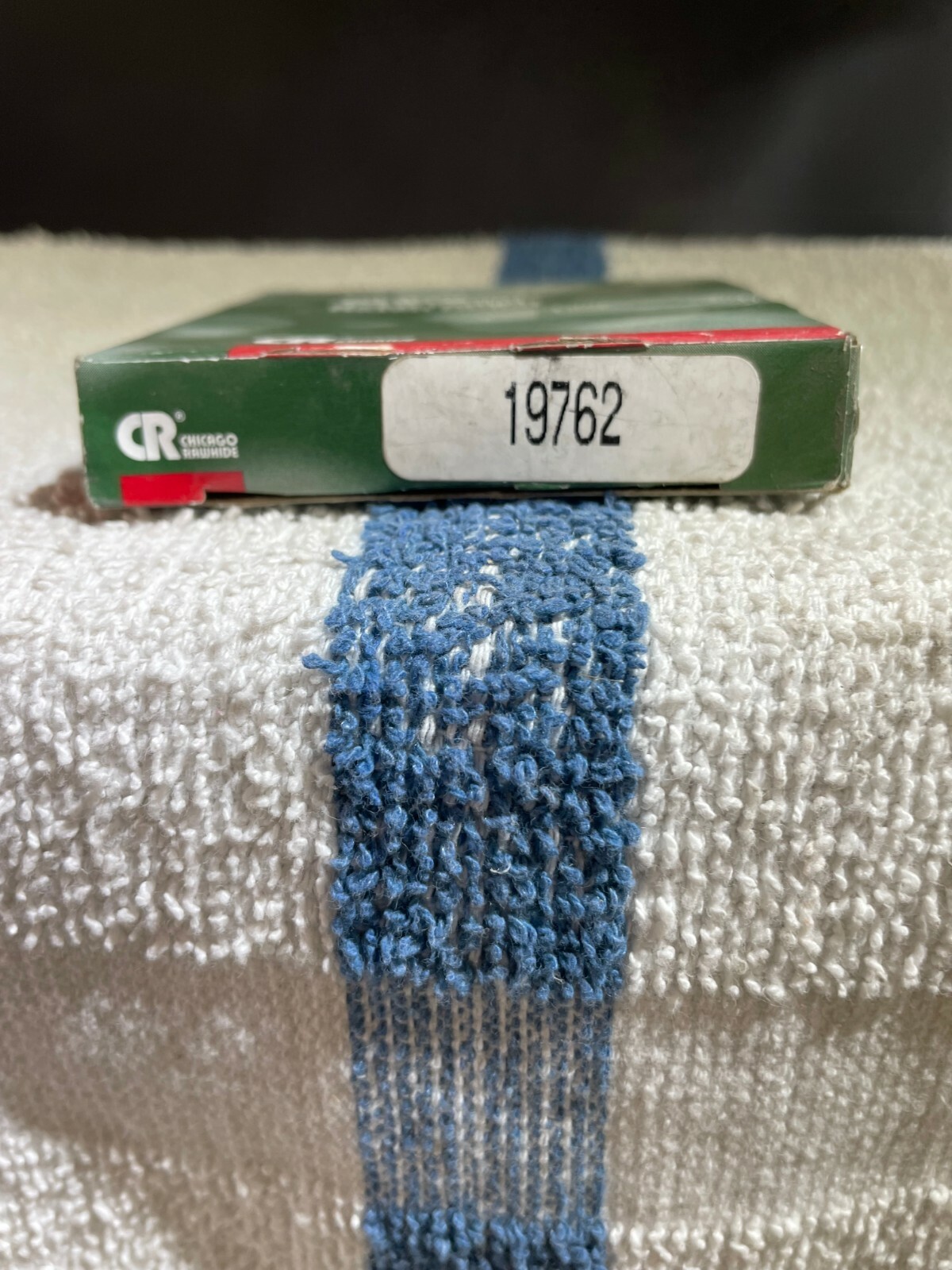NOS CR 19762 OIL SEAL JOINT RADIAL