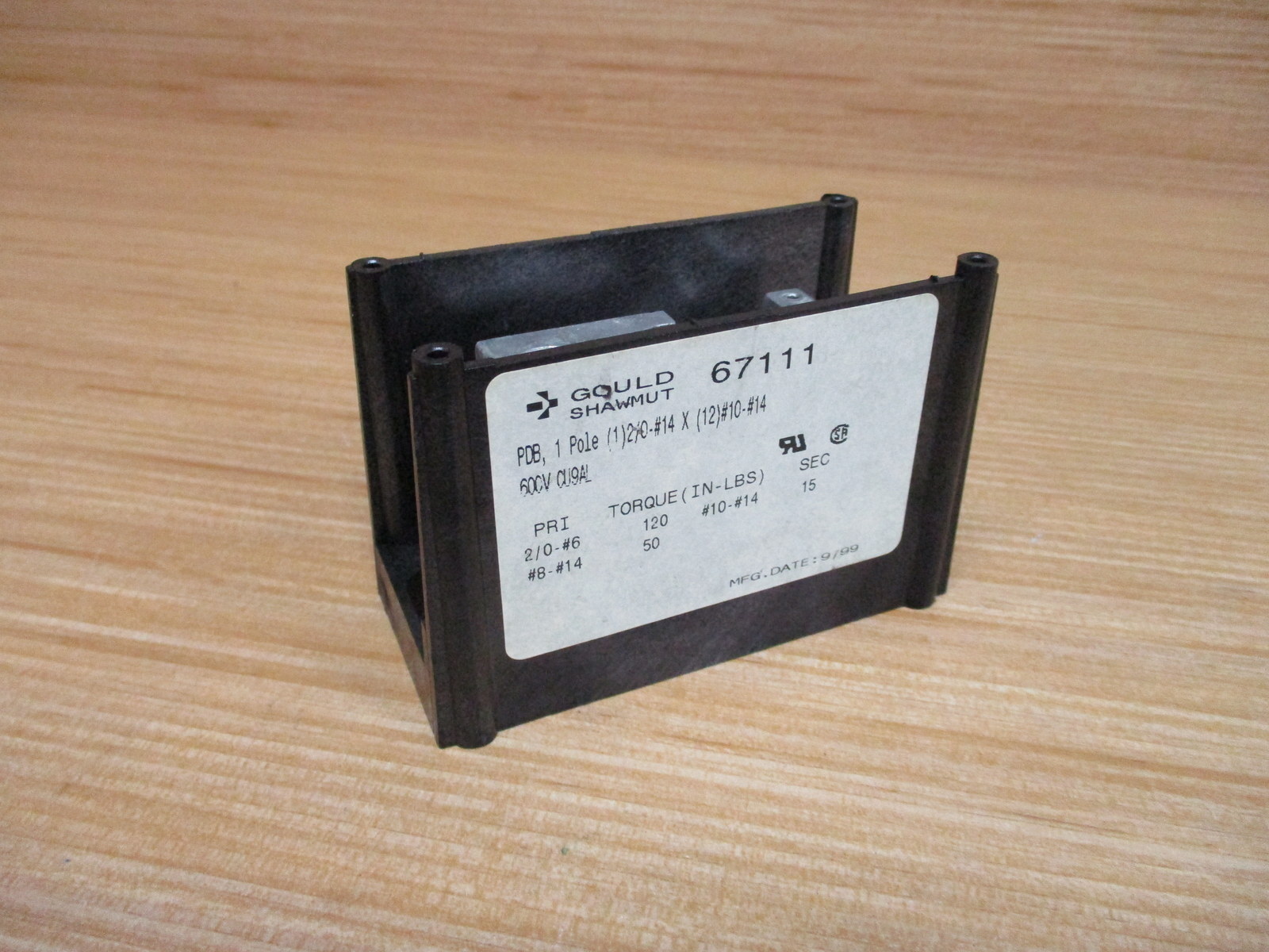Gould Shawmut 67111 Power Distribution Block