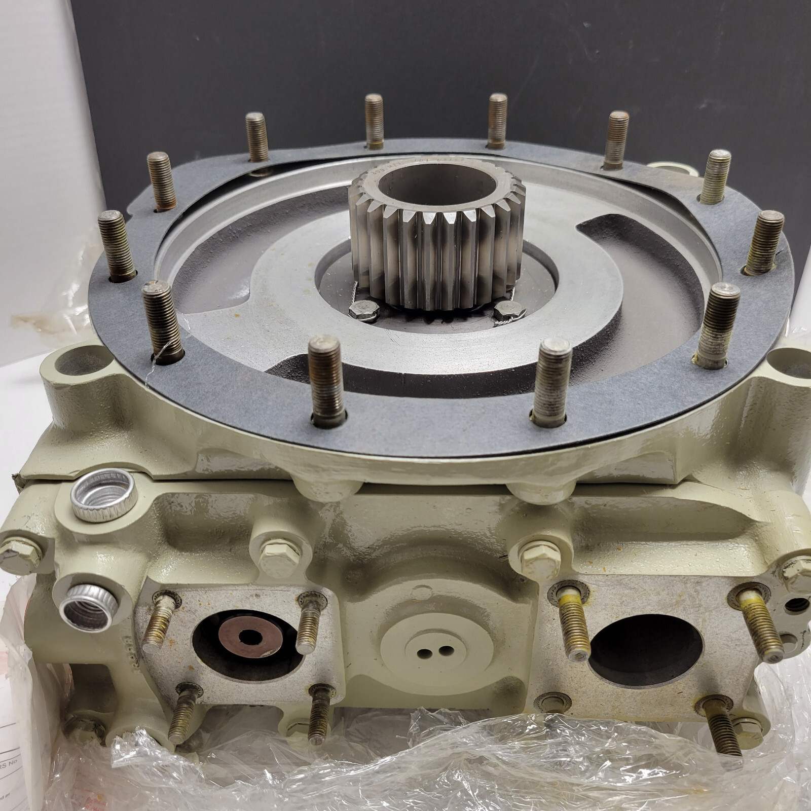 2835-01-027-6995 CAT Solar Turbines Accessory Drive 42694-300 – 2835010276995
