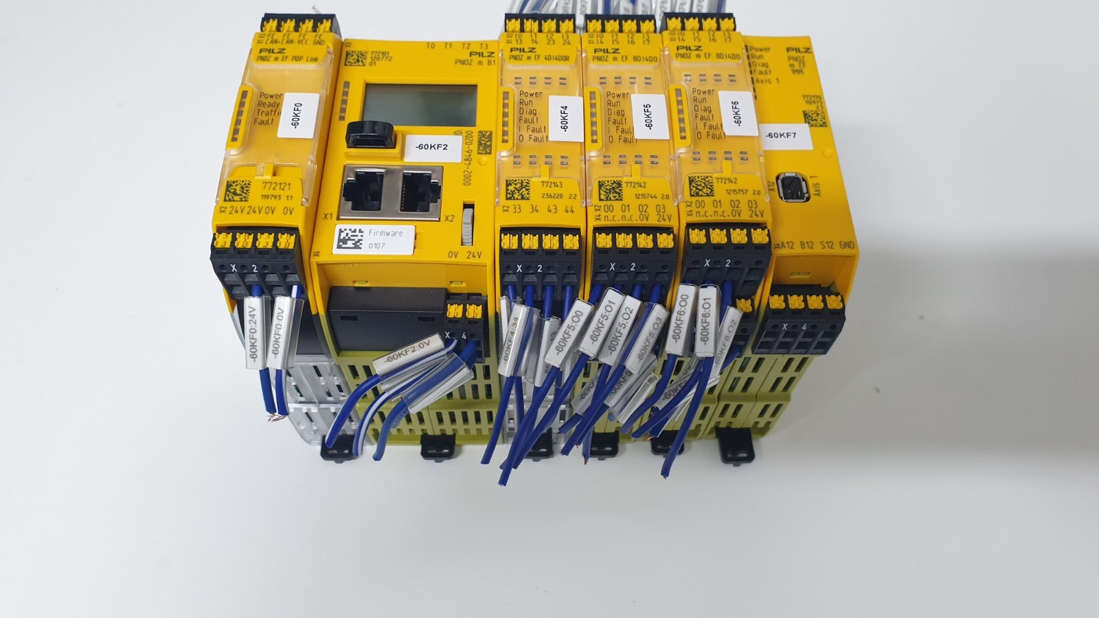PILZ PNOZmulti 2 Safety Controller Set – PNOZ m B1 (772101) + PDP Link (772121)