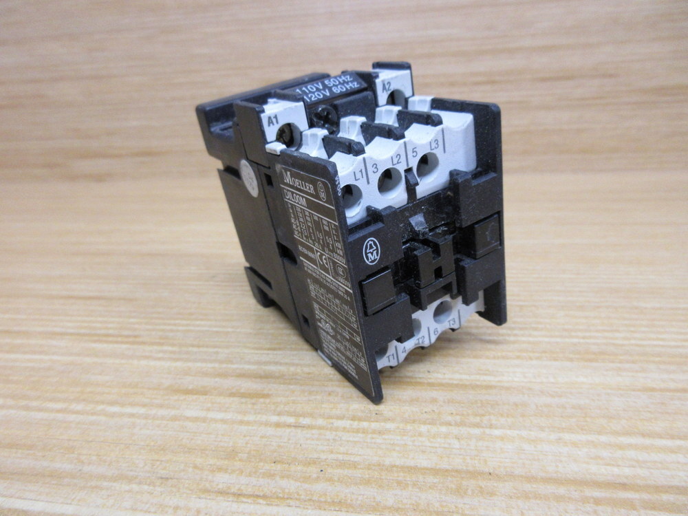 Klockner/Moeller DIL00 M Contactor DIL00M Coil: 110V 50HZ, 120V 60HZ (Pack of 3)