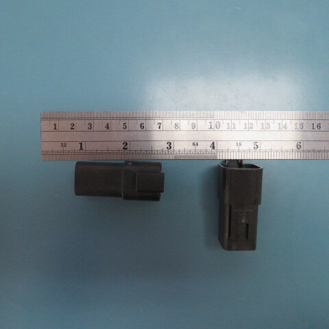 TE / DEUTSCH DT04-6P-E004 Qty of 5 per Lot 6 position Rectangular Connectors