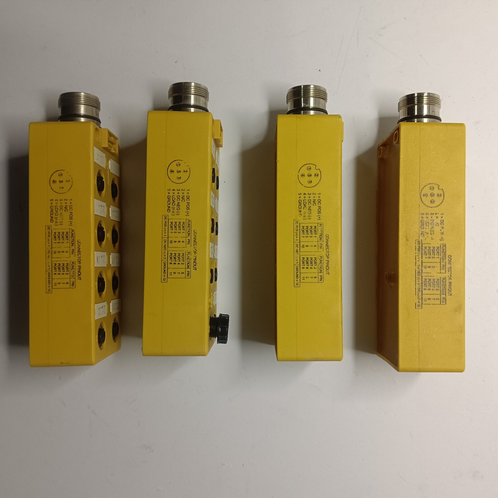 Turck ESCHA VB 80-CS12 Multi box 8-Port Actuator and Sensor Junction box U7031