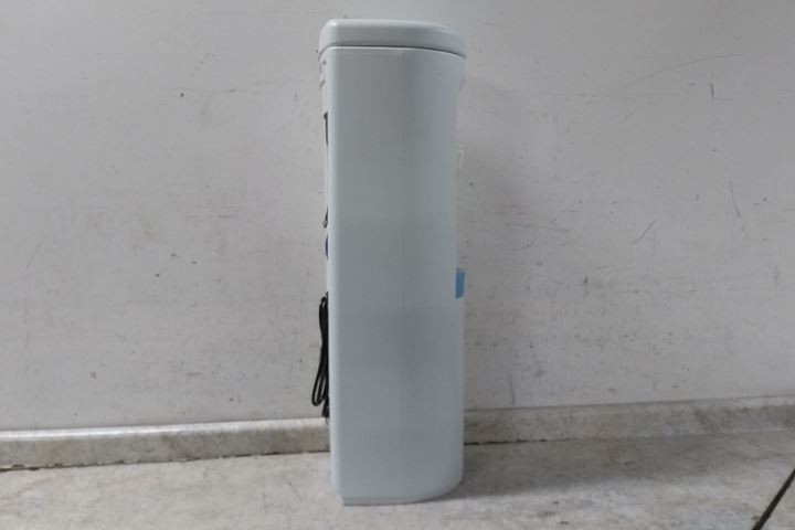 Oasis POUD1SK 115VAC 40-1/2 In Overall H White Plumbed Water Dispenser