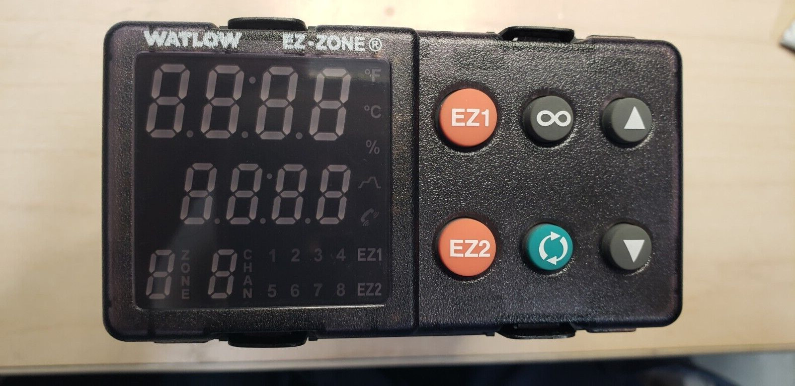 NEW WATLOW PM9C1EK-AAAAAAA / BLACK