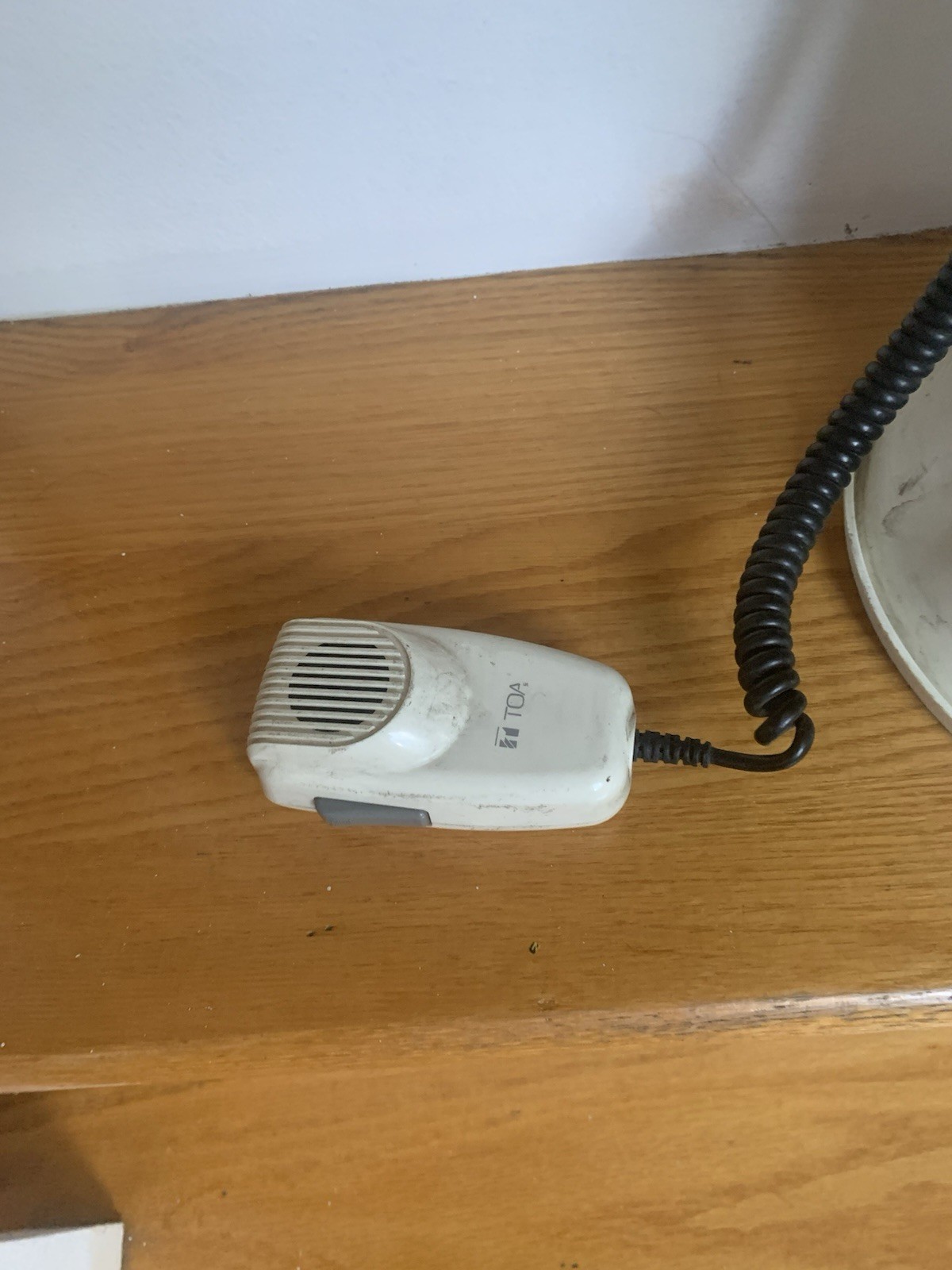 TOA Corporation ER-2015 Transistor Megaphone For Parts Only