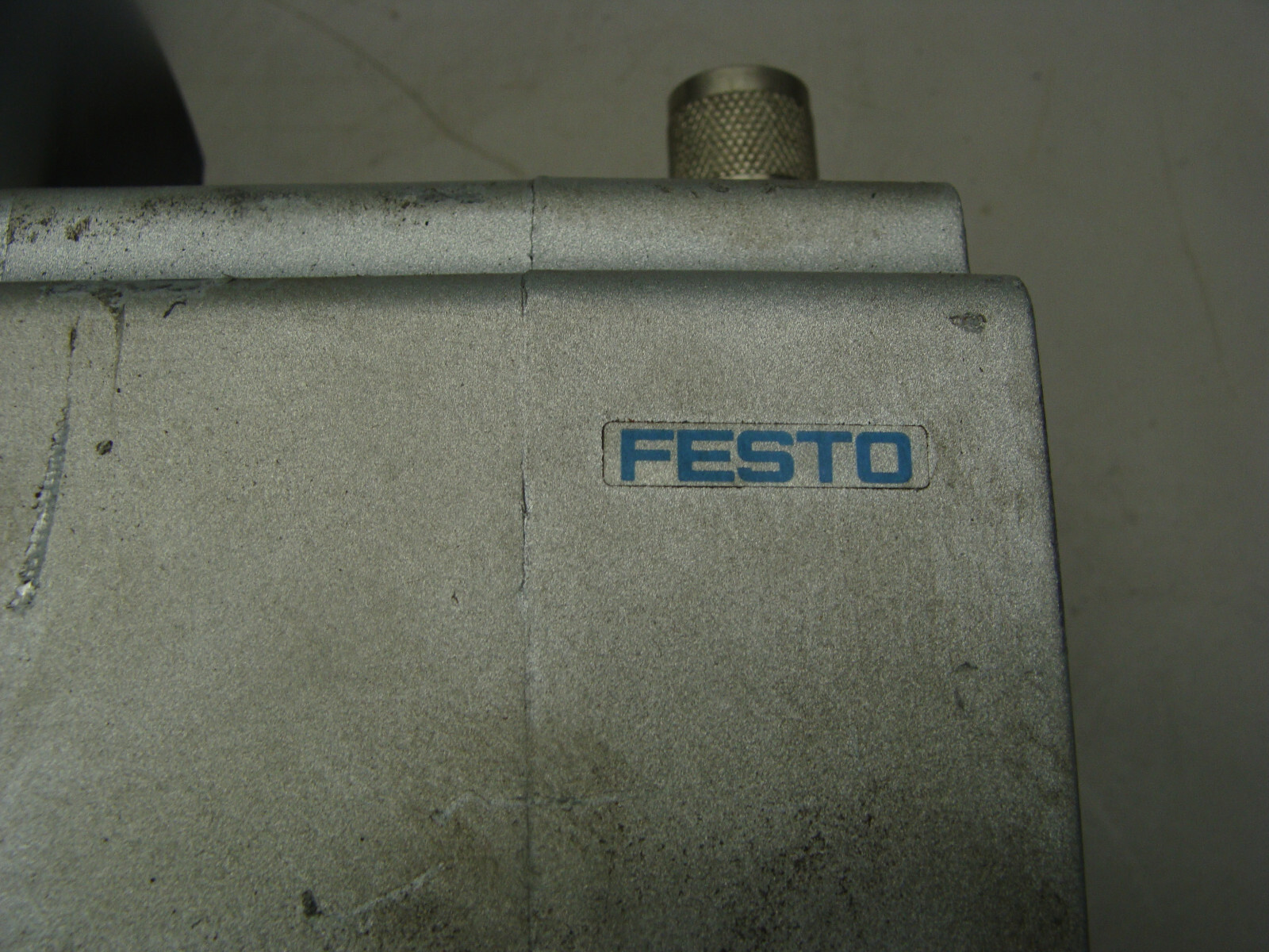 FESTO STEPPER MOTOR EMMS-ST-87-S-SEB-G2 W/NEUGART GEAR PLE080-008-SFSB3AE-E11