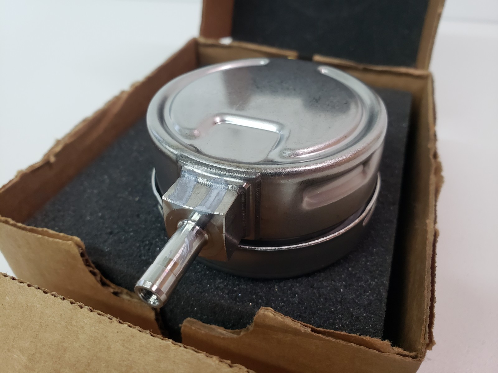 UNUSED – Swagelok PGI-63B-NG60-LAQX Pressure Gauge 60psi