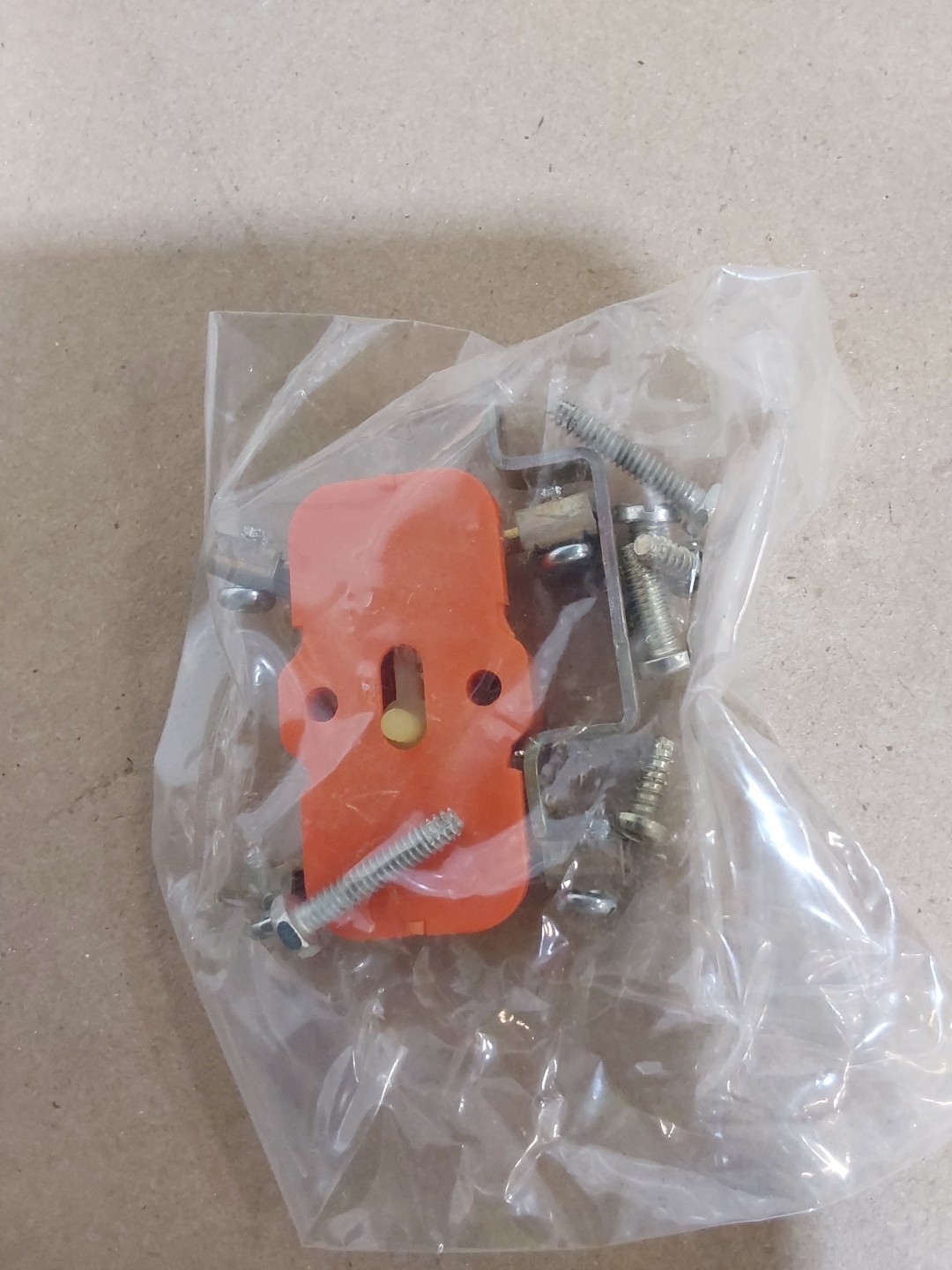 Ward Leonard 5M65L N.O.-N.C. Low Power Auxiliary Contact Assembly