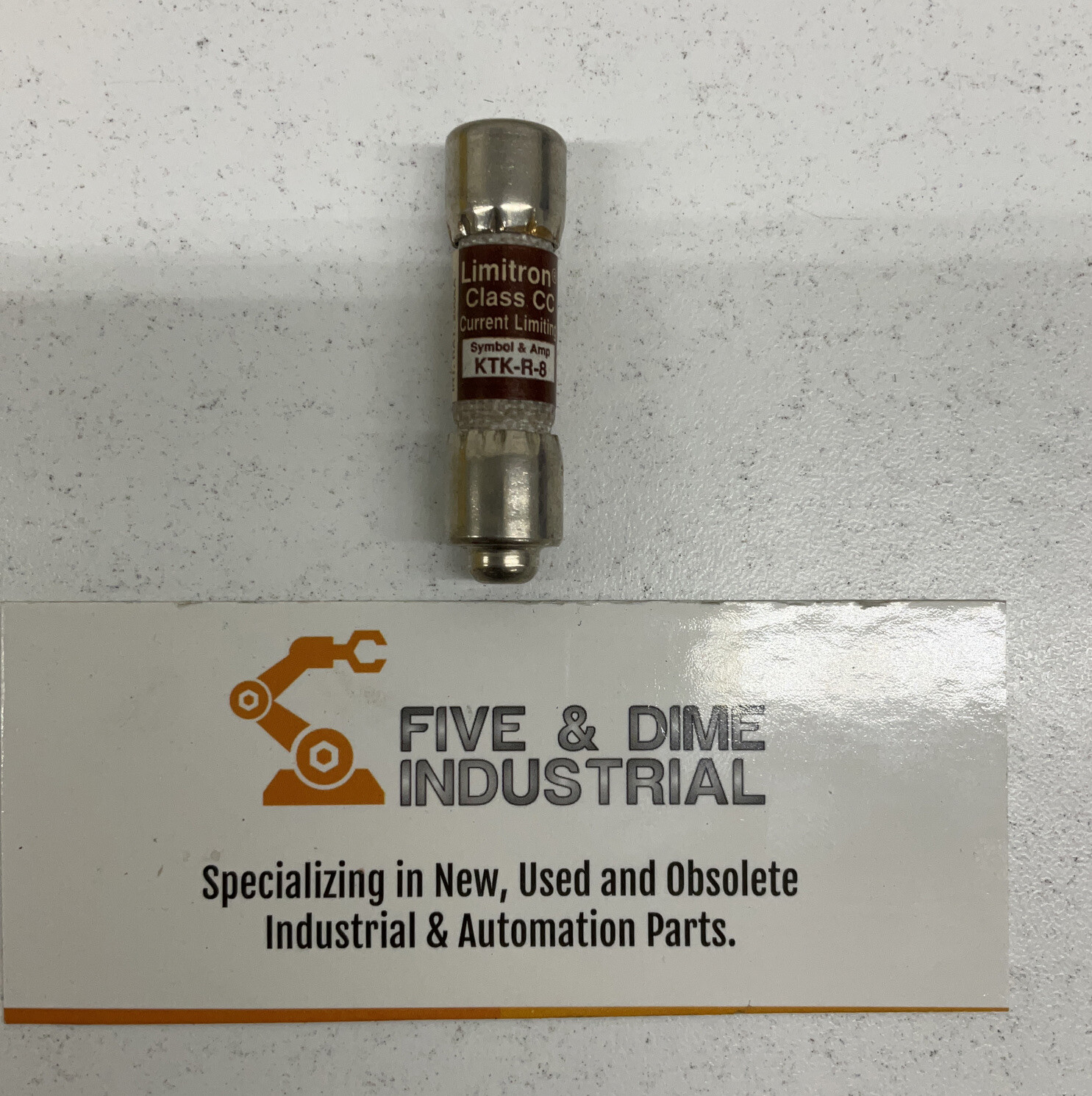 Bussmann KTK-R-8 Lot of 2 Limitron Fuses Class CC 600V