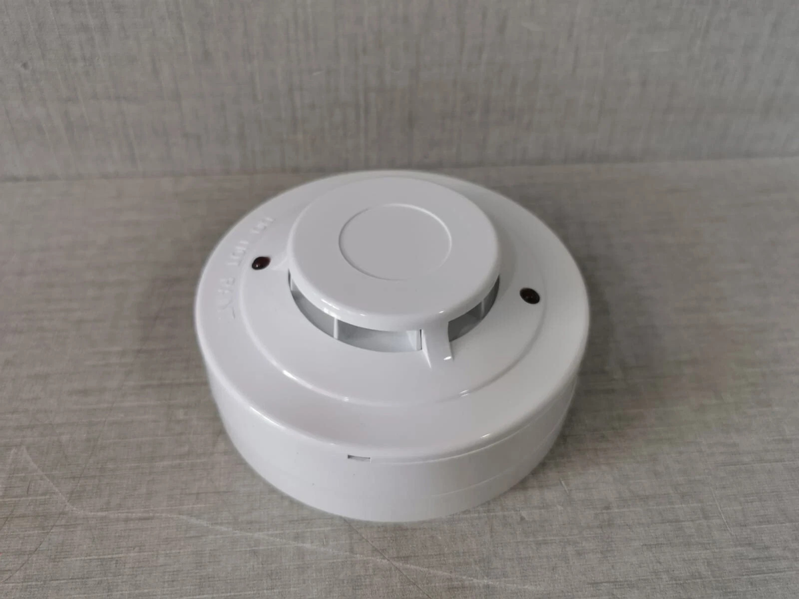 TYCO NB323-2L-T Heat Detector 2-Wire 24VDC ROR Fixed Temperature New OLD BOX