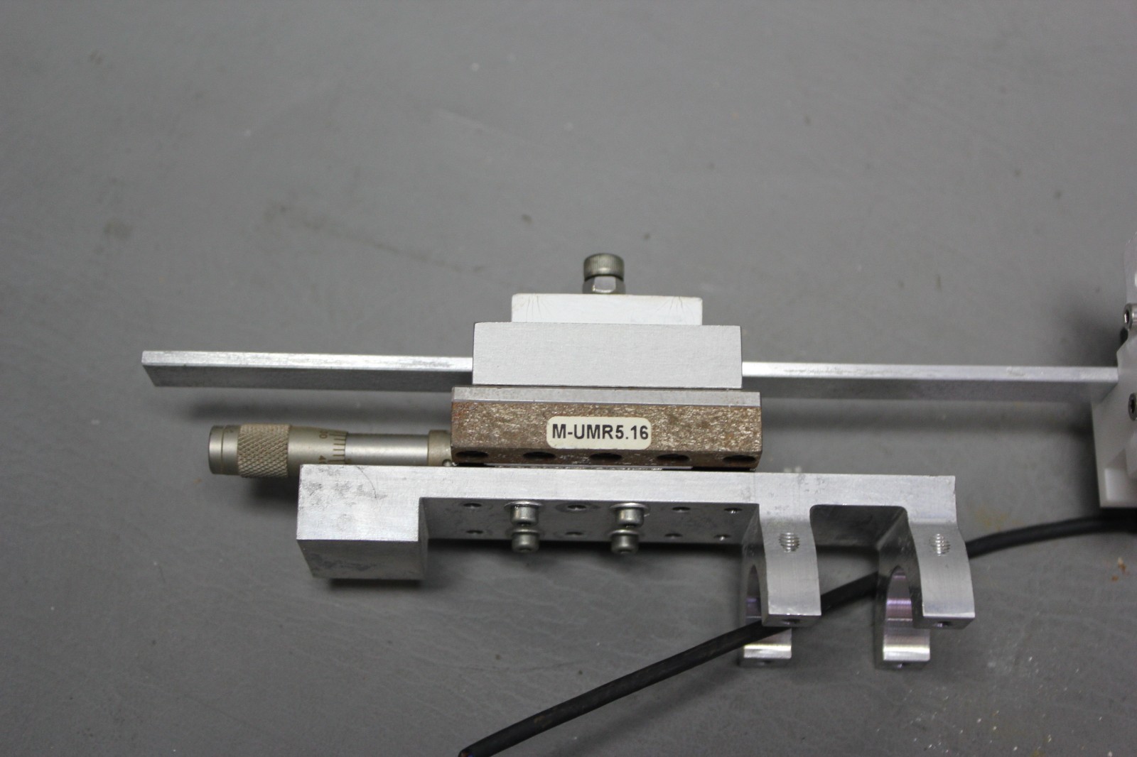 CCS MACHINE VISION LIGHT BOX WITH NEWPORT STAGE