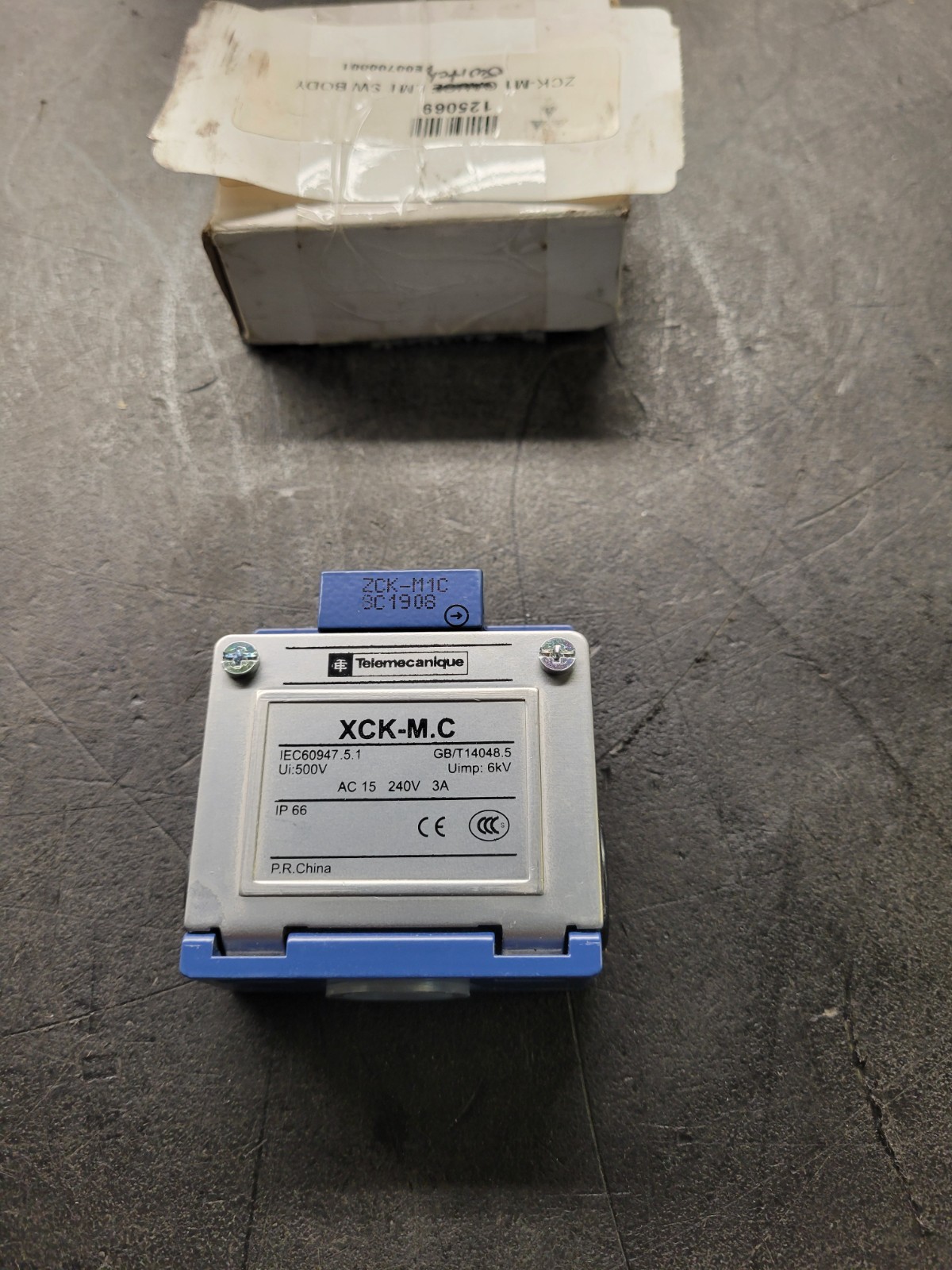 Telemecanique XCK-M-C Limit Switch.