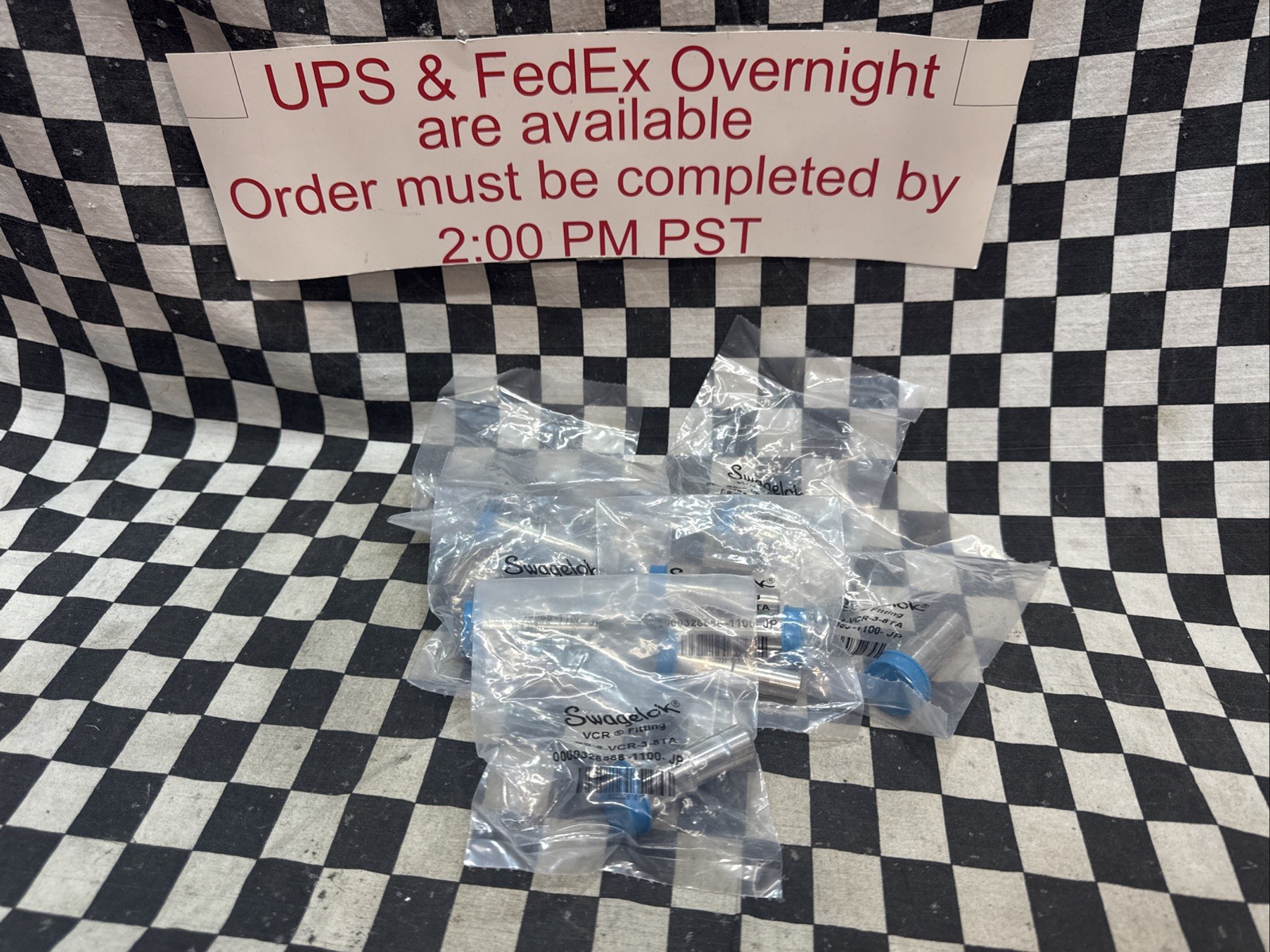 SWAGELOK SS-8-VCR-3-8TA, SS8VCR38TA, Tube Adapter Gland 1/2″, LOT OF 8 #1639F10