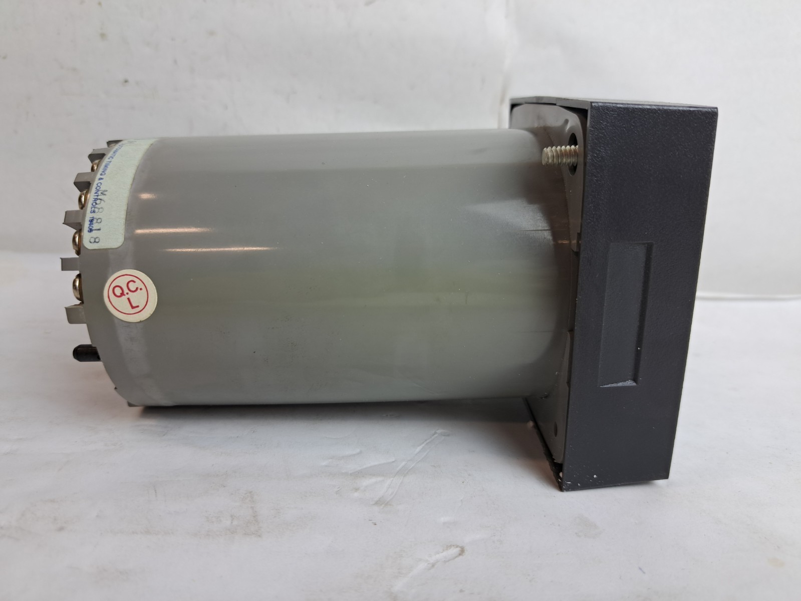 ATC 305E016A20PX Analog Reset Plug In Timer 30 Minute 305E-016-a-20-px