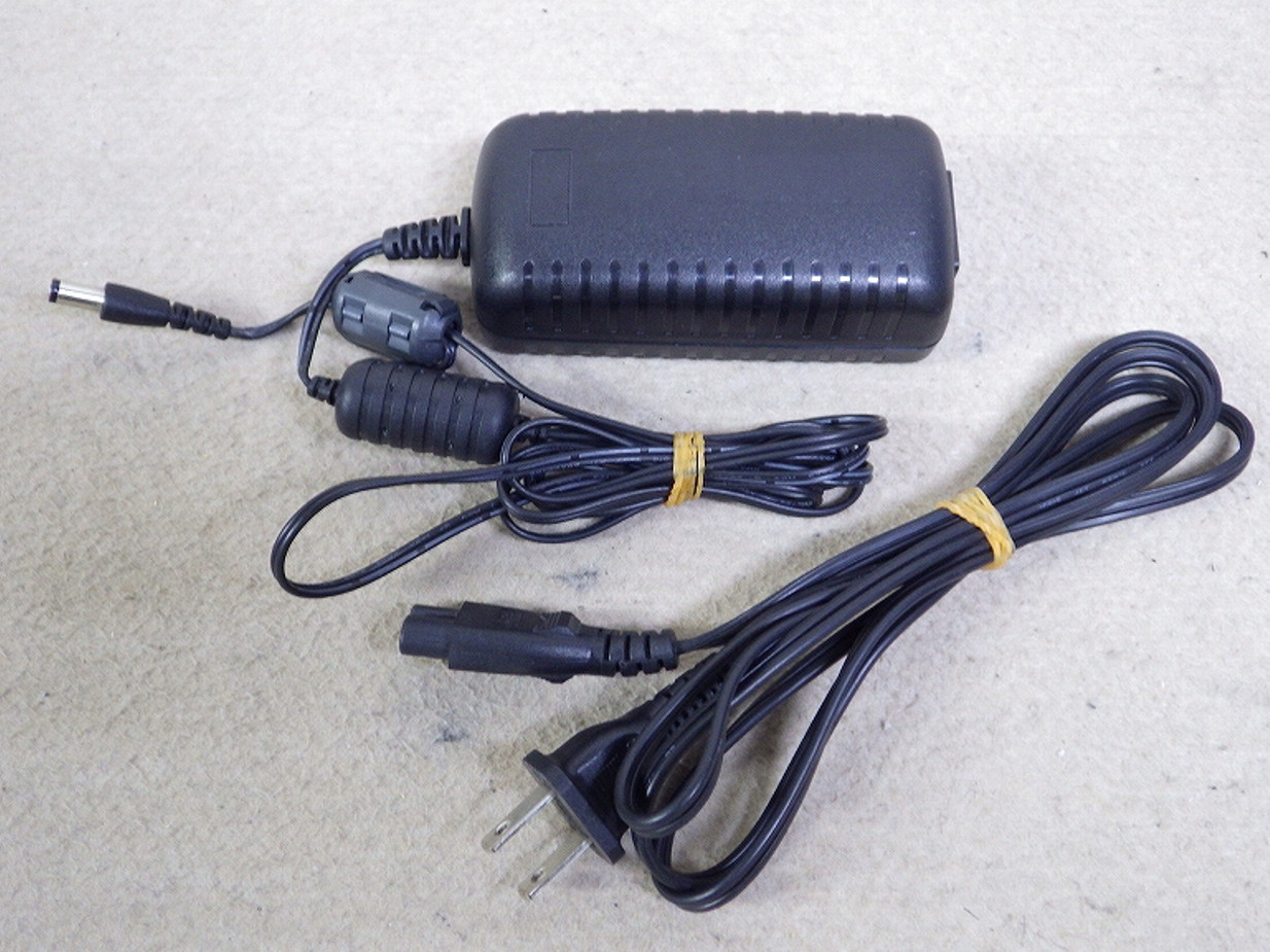 Used Graphtec GL220 Midi Data Logger Memory Recorder Portable Device Tested Jp