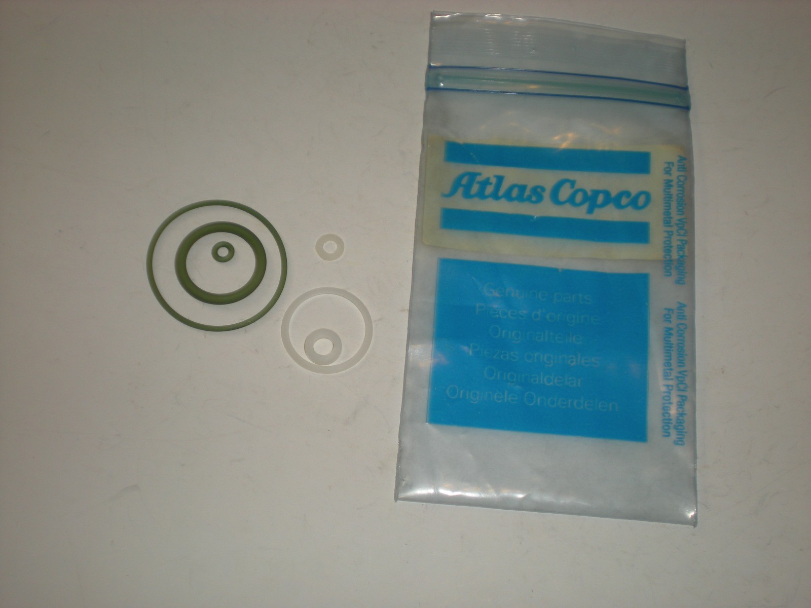 ATLAS COPCO 4250 2267 90 4250226790 SERIAL NO 749 SERVICE KIT NEW