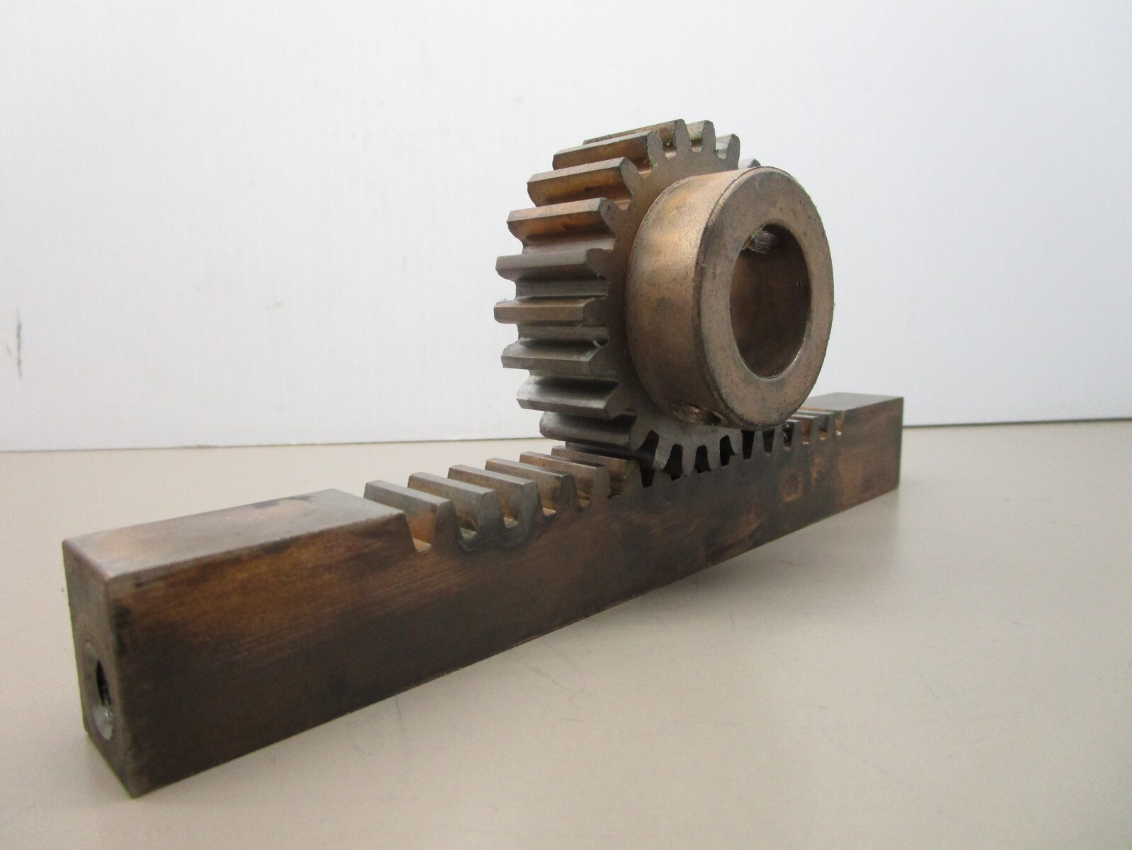 Vapor Bus Rack and Pinion Set for Pneumatic Door Opener