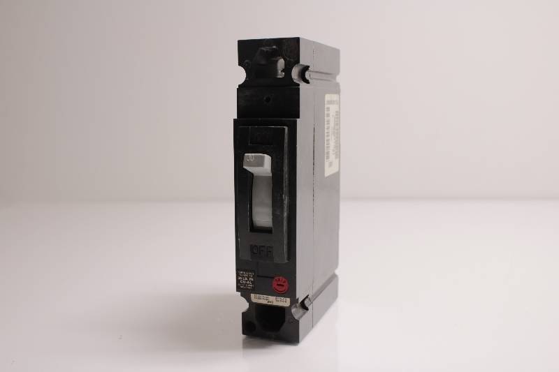 GENERAL ELECTRIC TED113030WL NSNBC01 – CIRCUIT BREAKER