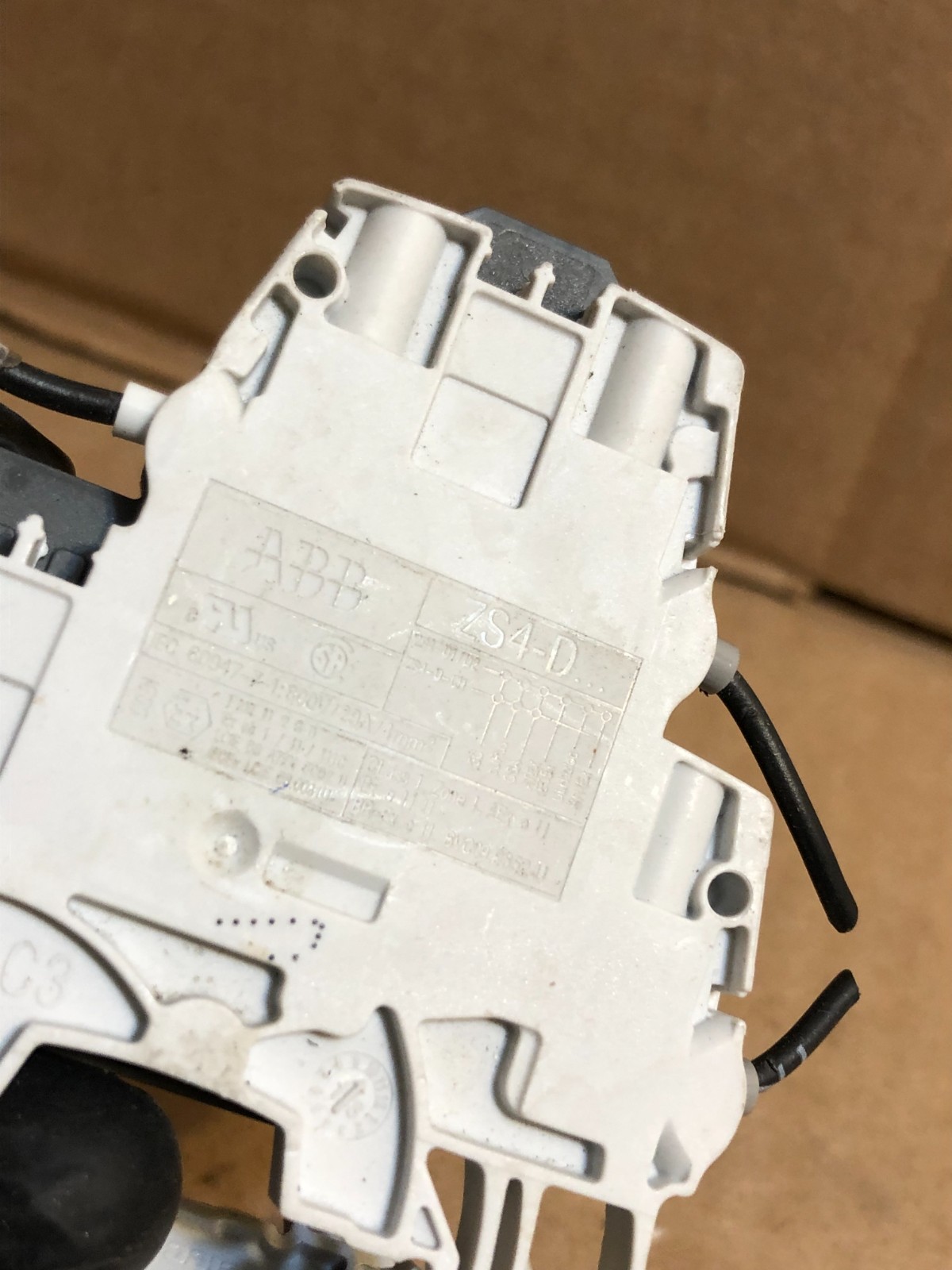 ABB Entrelec Modular Terminal Block ZS4-D (Pack of 8)