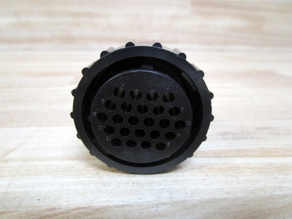 TE Connectivity 206837-1 Connector Plug 2068371