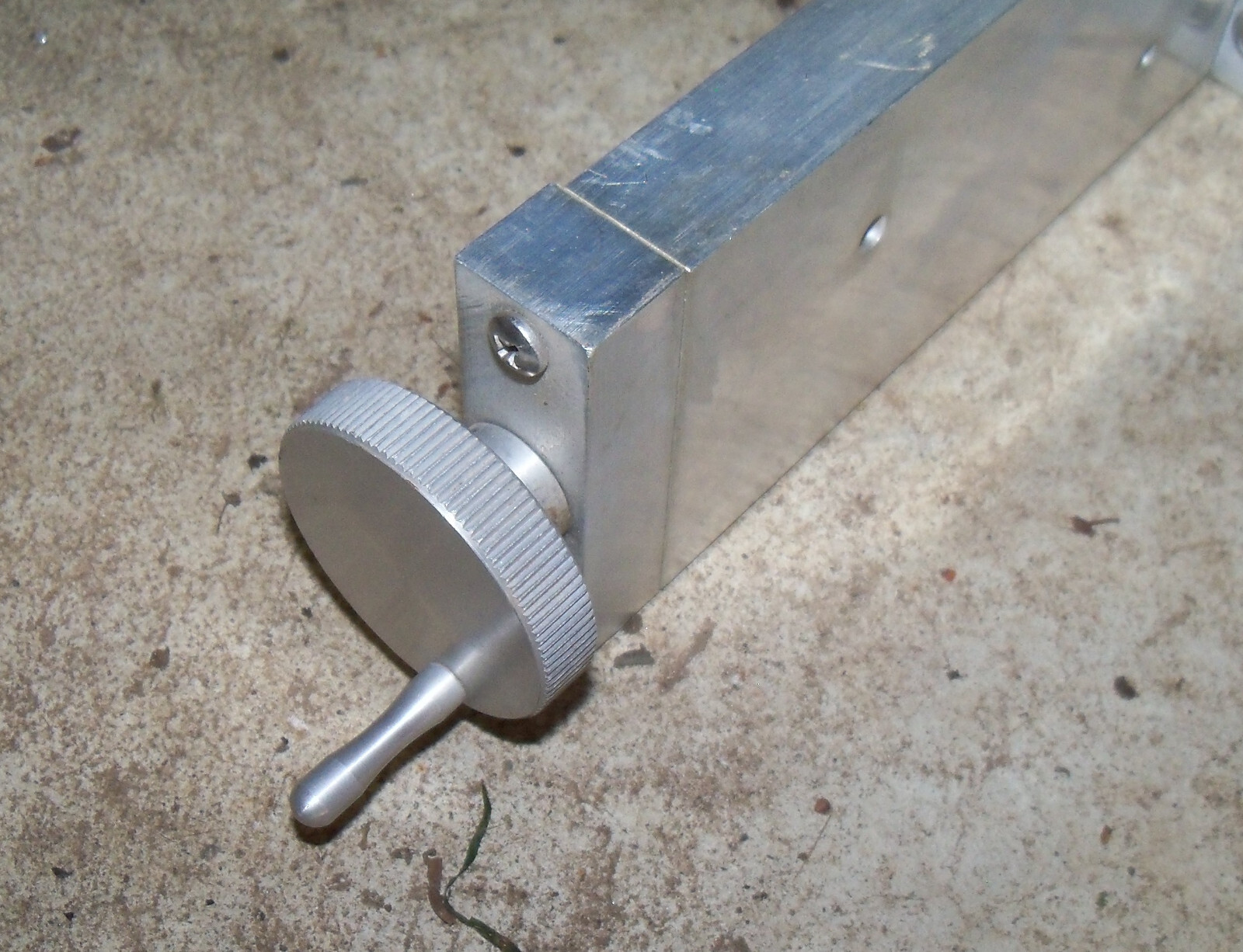 Velmex Manual Linear UniSlide Assembly A2500, 16″ Scale