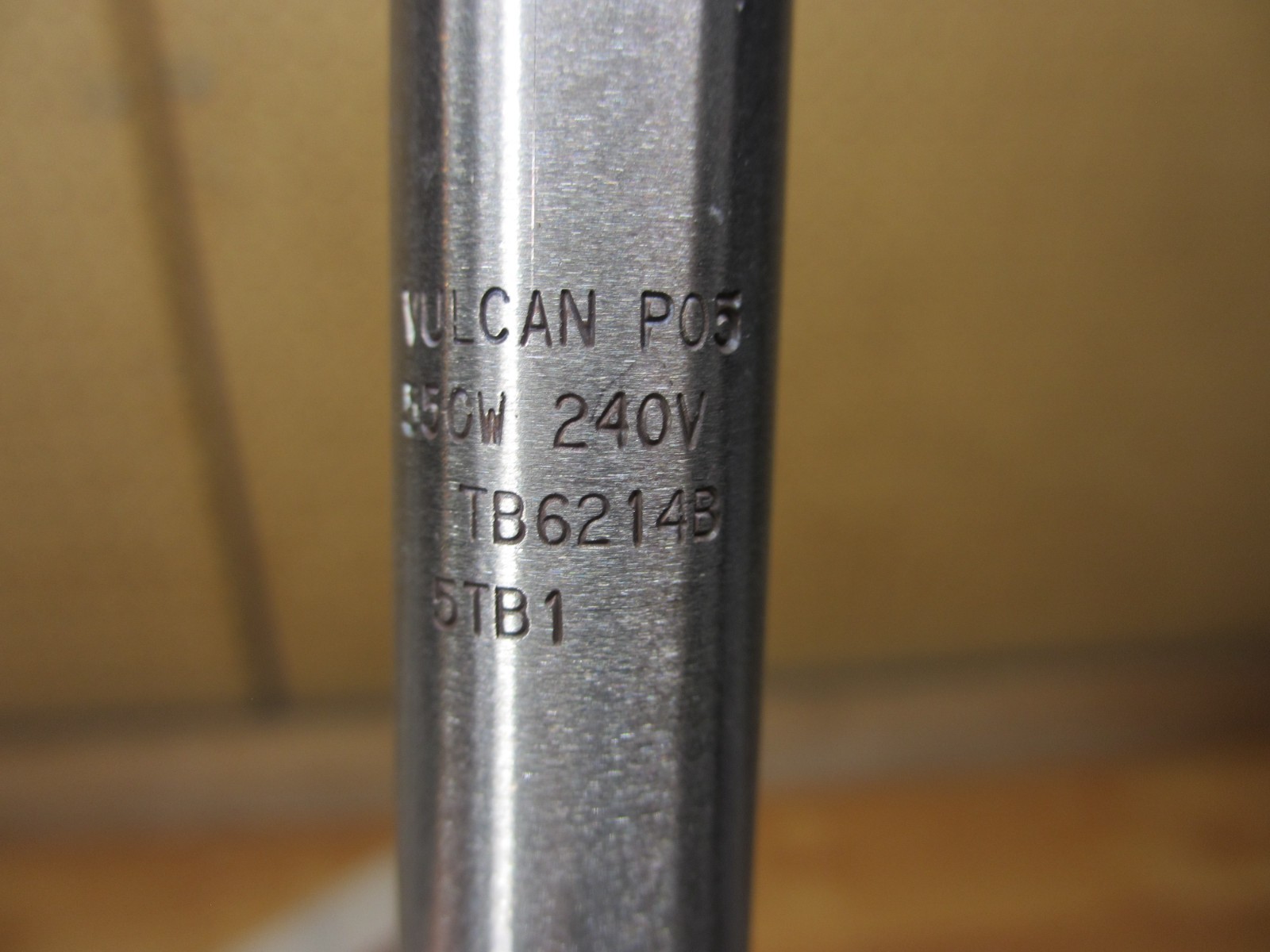 Vulcan TB6214B *NEW* Swaged Cartridge Heater 550W 2E918 KLJ