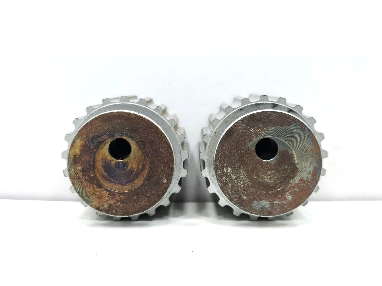 21785485 PULLY FOR FRC STEYR MOTOR LOT OF 2