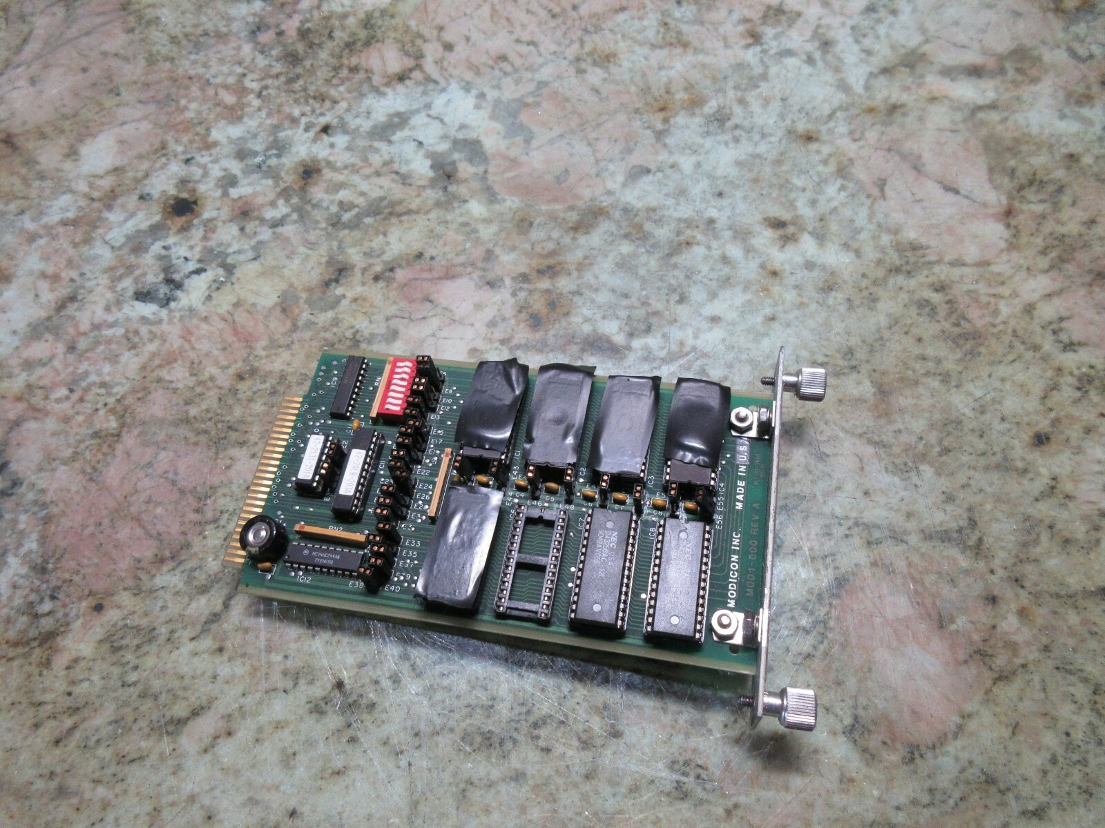 MODICON CIRCUIT BOARD M001-000 REV.A