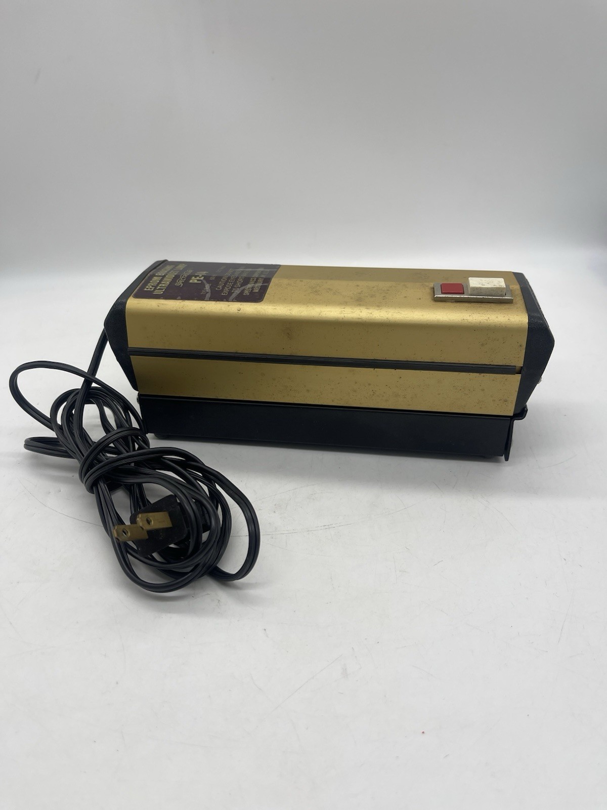 Spectroline PE-14 EPROM Erasing Ultraviolet Lamp