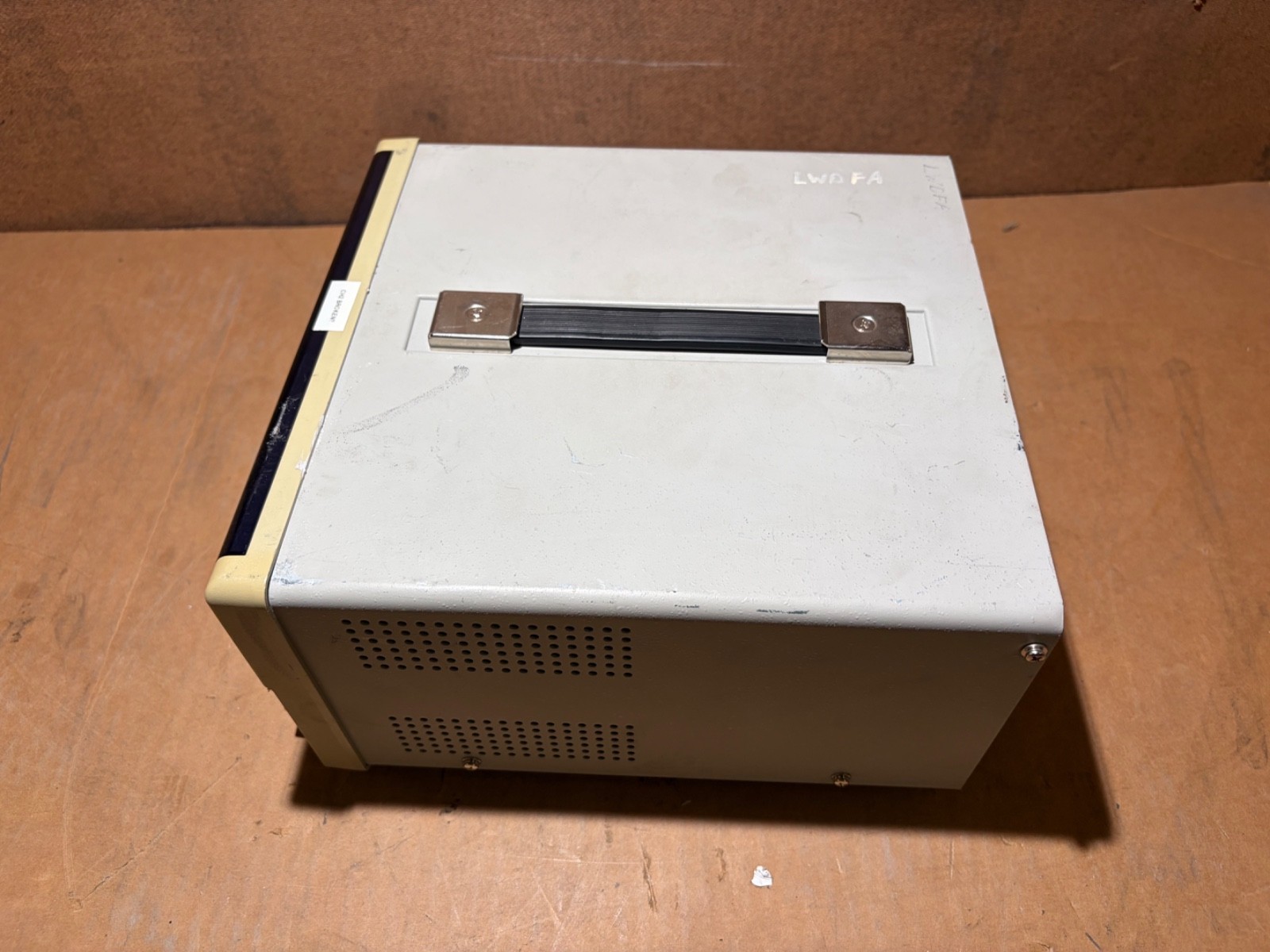 GW INSTEK GPS-3303 2 Channel Laboratory DC Power Supply