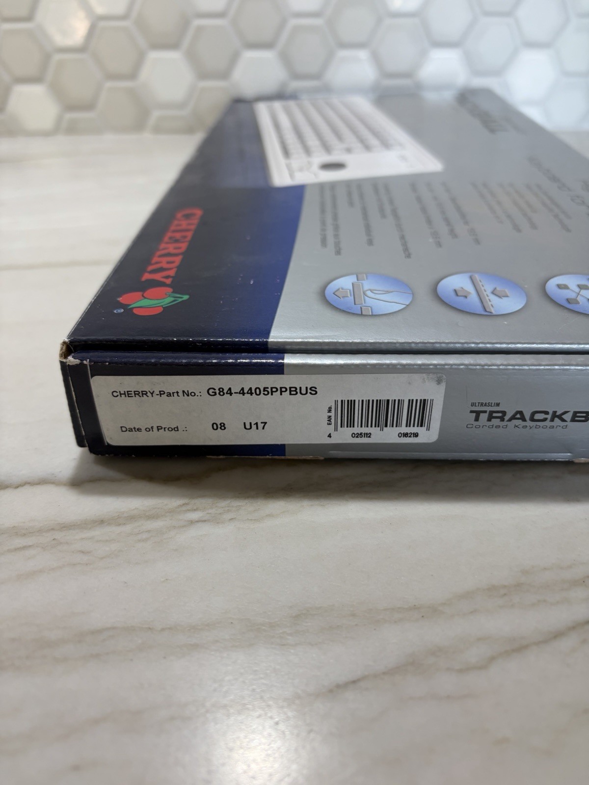 Cherry G84-4405PPBUS G84-4400 Ultraslim Trackball Keyboard