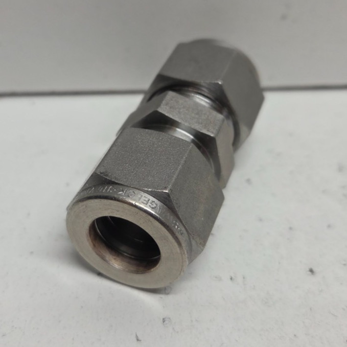 NEW NO BOX! SWAGELOK 1/2″ TUBE OD STAINLESS STEEL UNION SS-810-6