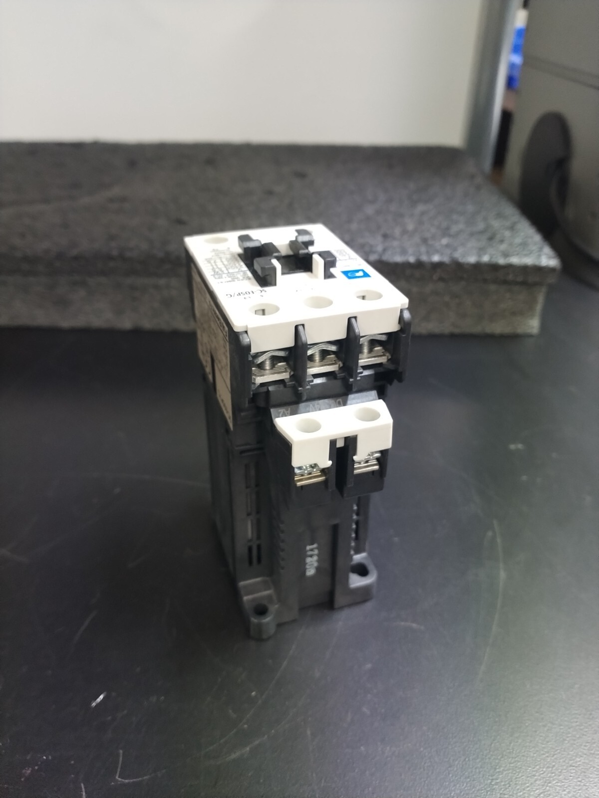 FUJI Electric SC-E05P/G SC-E Series Magnetic Contactor