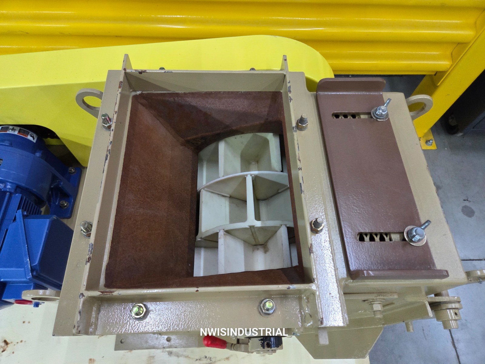 Bliss Rotary Magnet Separator Feeder w/ Sumitomo drive, 9″x12″, 3RF-SMA-12