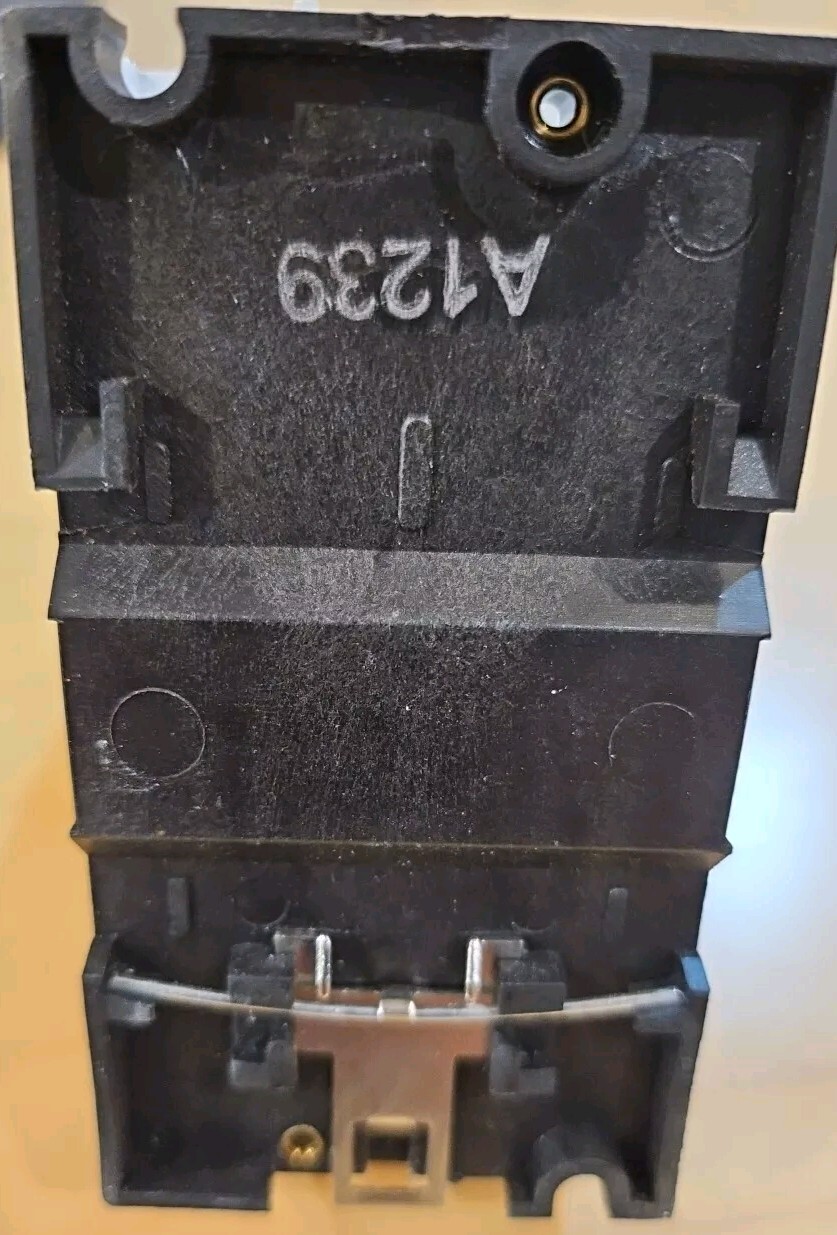 New Lovato 11 LMS 25 2V5T MANUAL MOTOR PROTECTOR 11LMS252V5T 1.6-2.5A ELECTRICAL