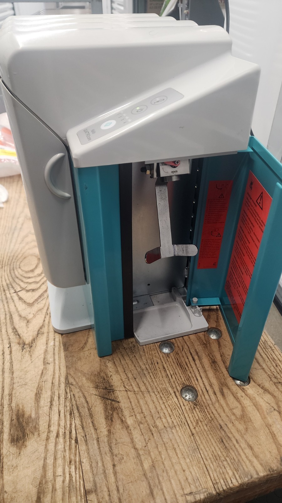 KAVO QUATTROCARE 2104A DENTAL HANDPIECE LUBRICATION CLEANING SYSTEM